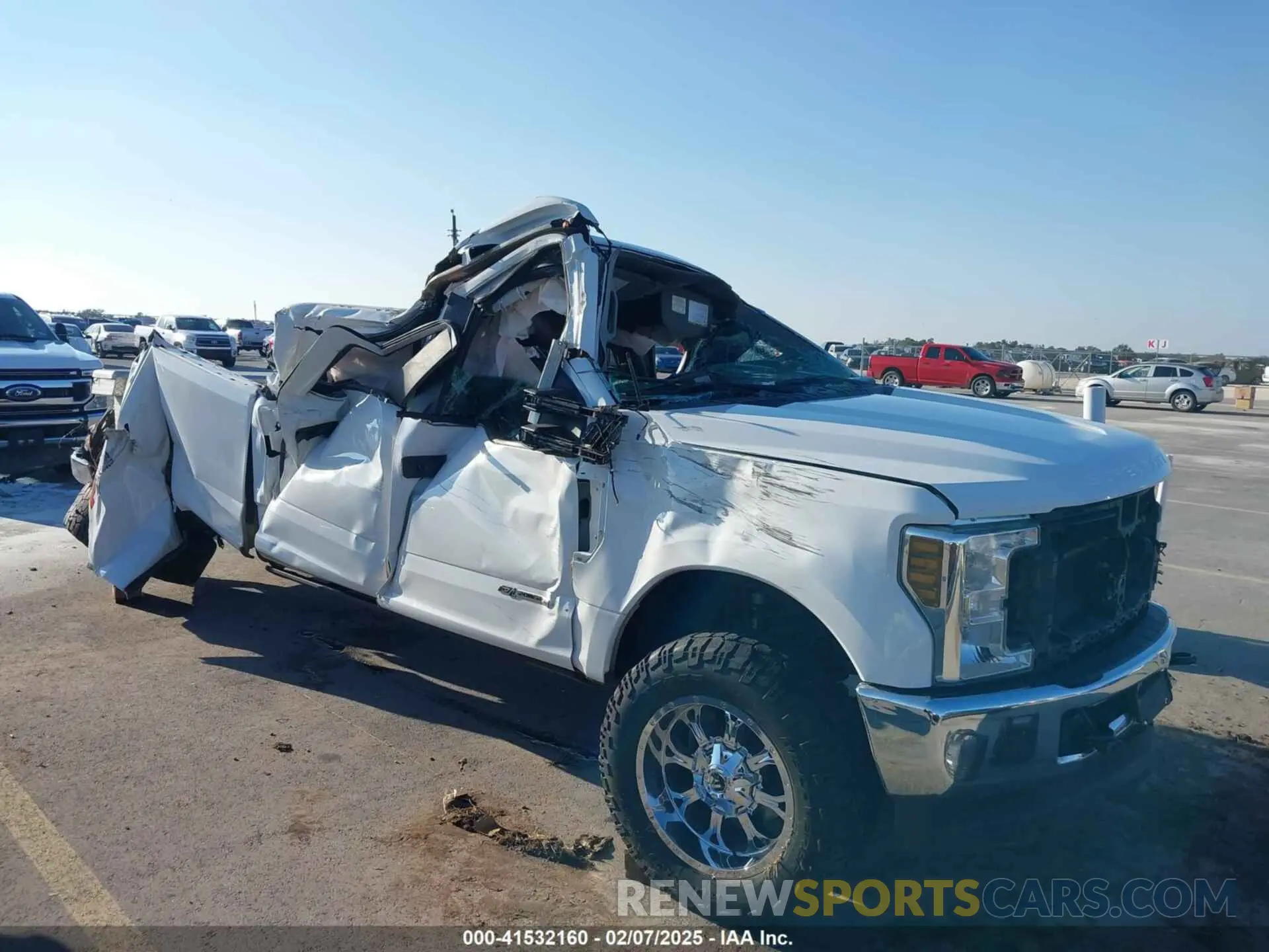 1 Photograph of a damaged car 1FT7W2BT1KED41431 FORD F-250 2019