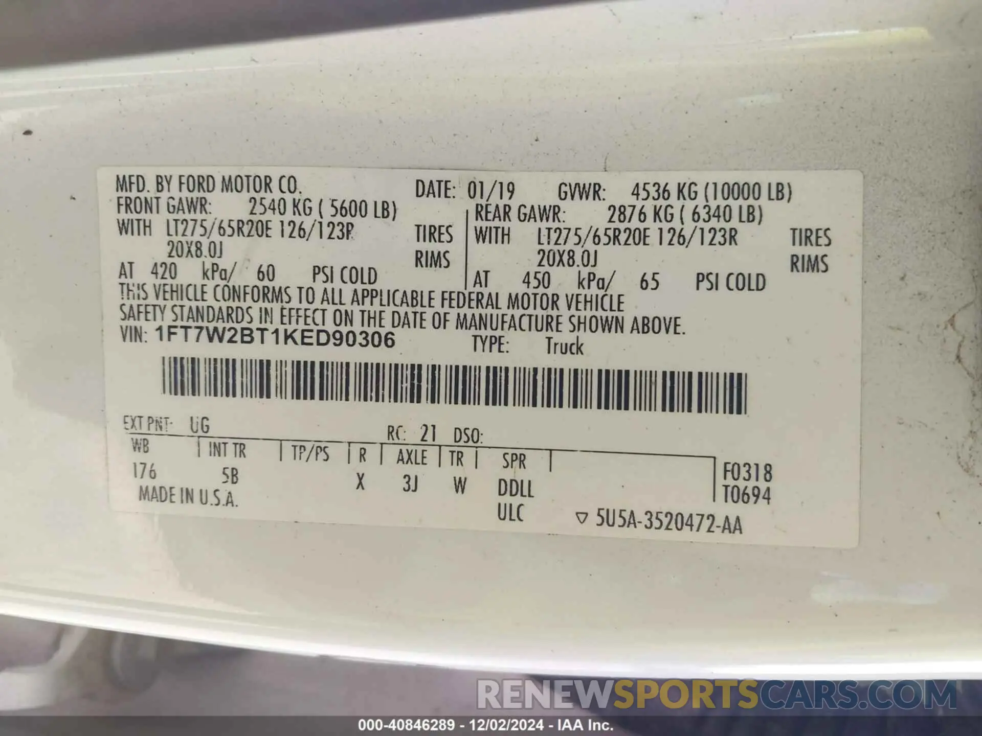 9 Photograph of a damaged car 1FT7W2BT1KED90306 FORD F-250 2019