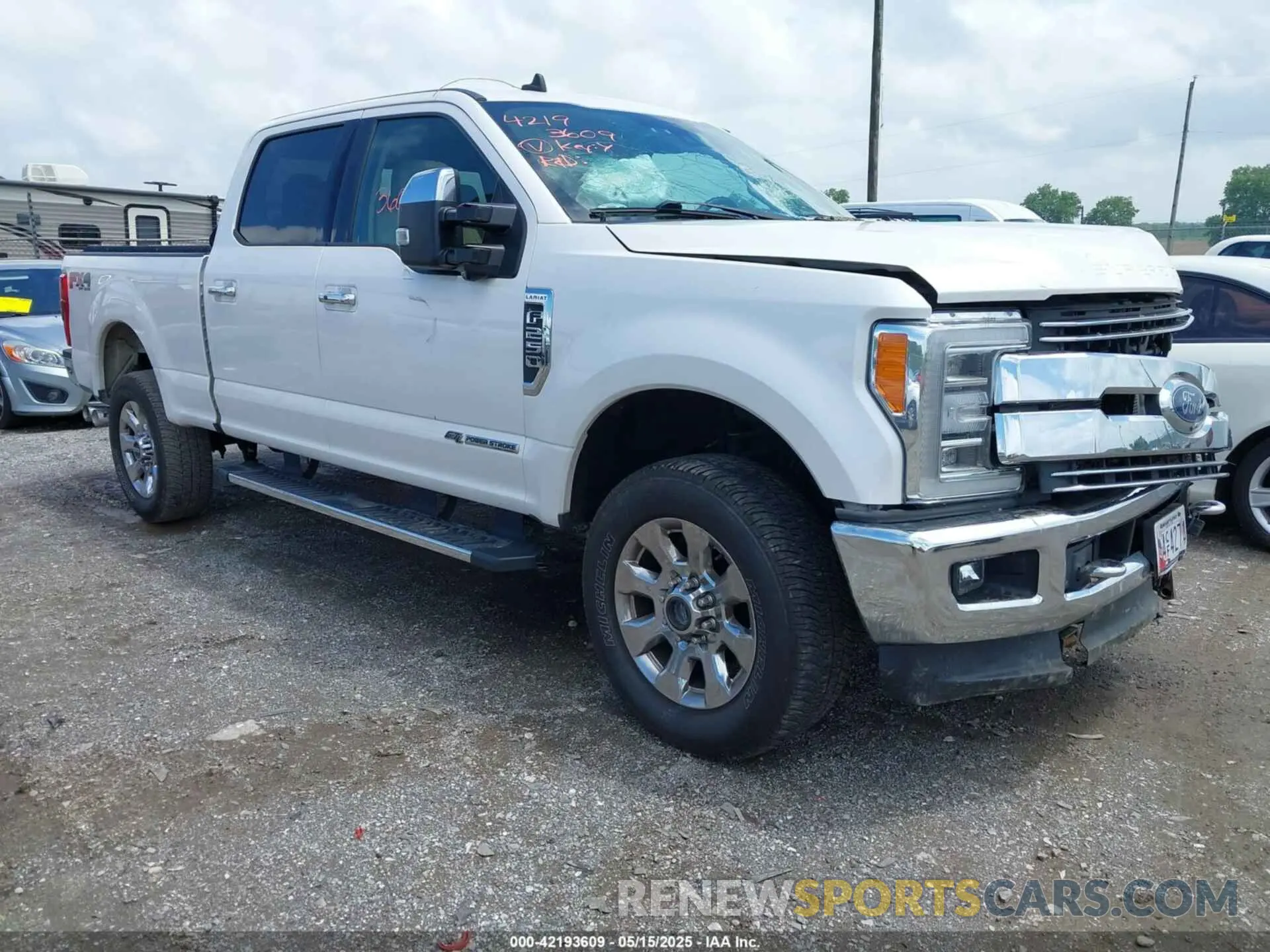 1 Photograph of a damaged car 1FT7W2BT1KEG35217 FORD F-250 2019