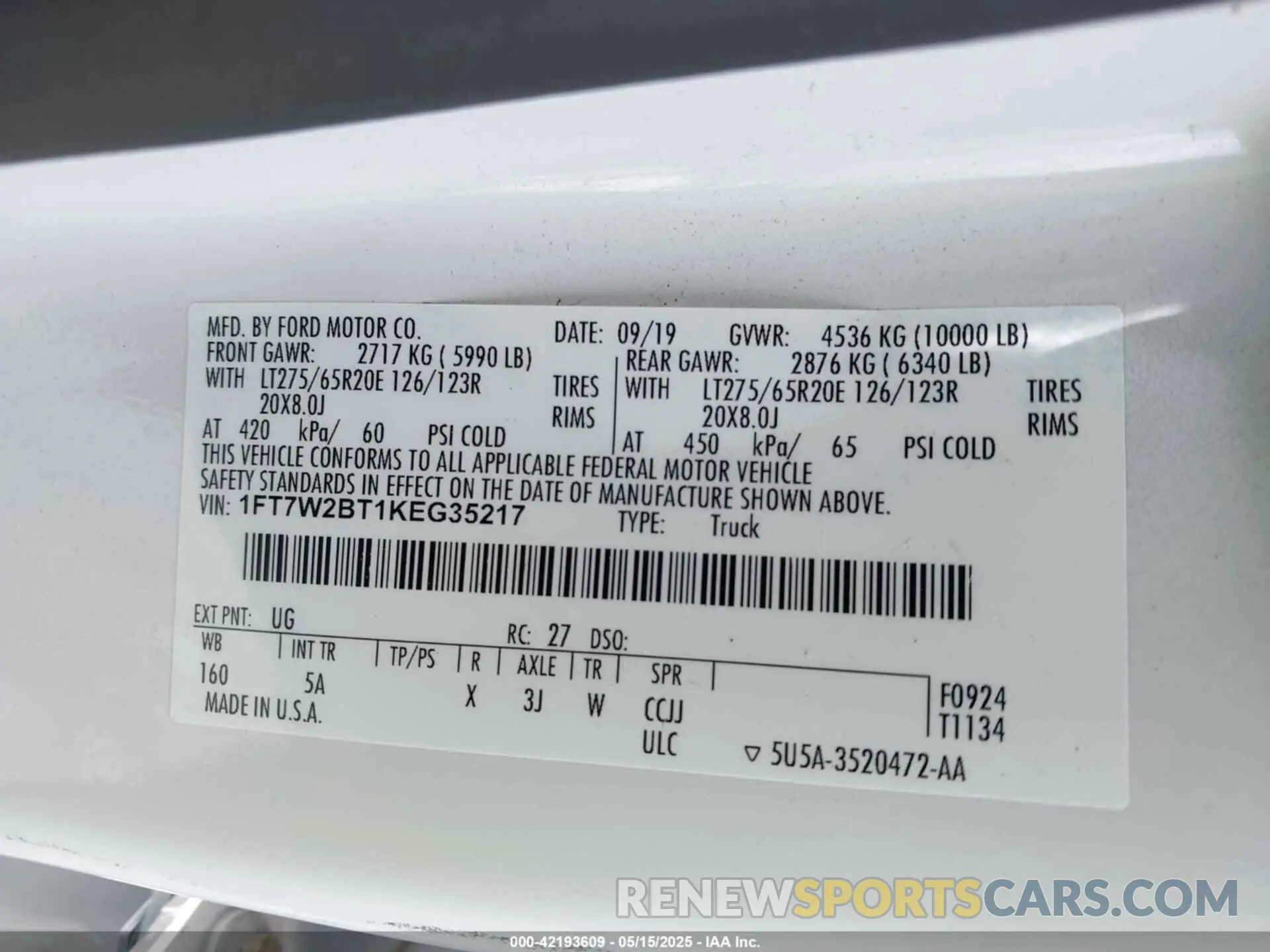 9 Photograph of a damaged car 1FT7W2BT1KEG35217 FORD F-250 2019