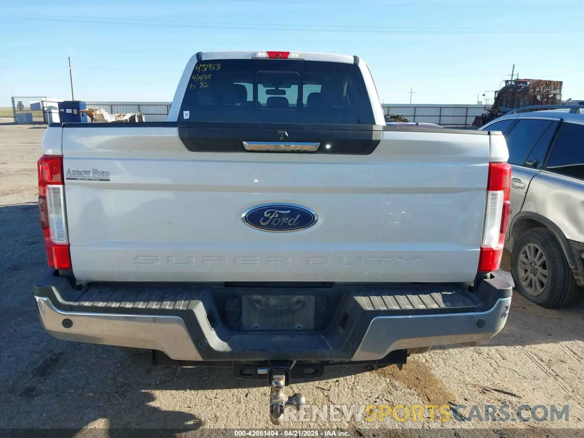 16 Photograph of a damaged car 1FT7W2BT1KEG39753 FORD F-250 2019