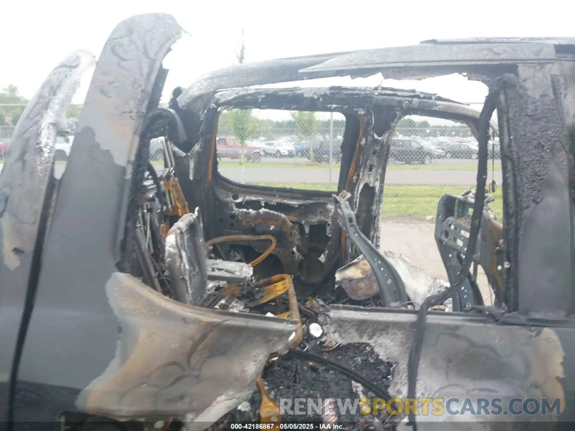 8 Photograph of a damaged car 1FT7W2BT1KEG69240 FORD F-250 2019