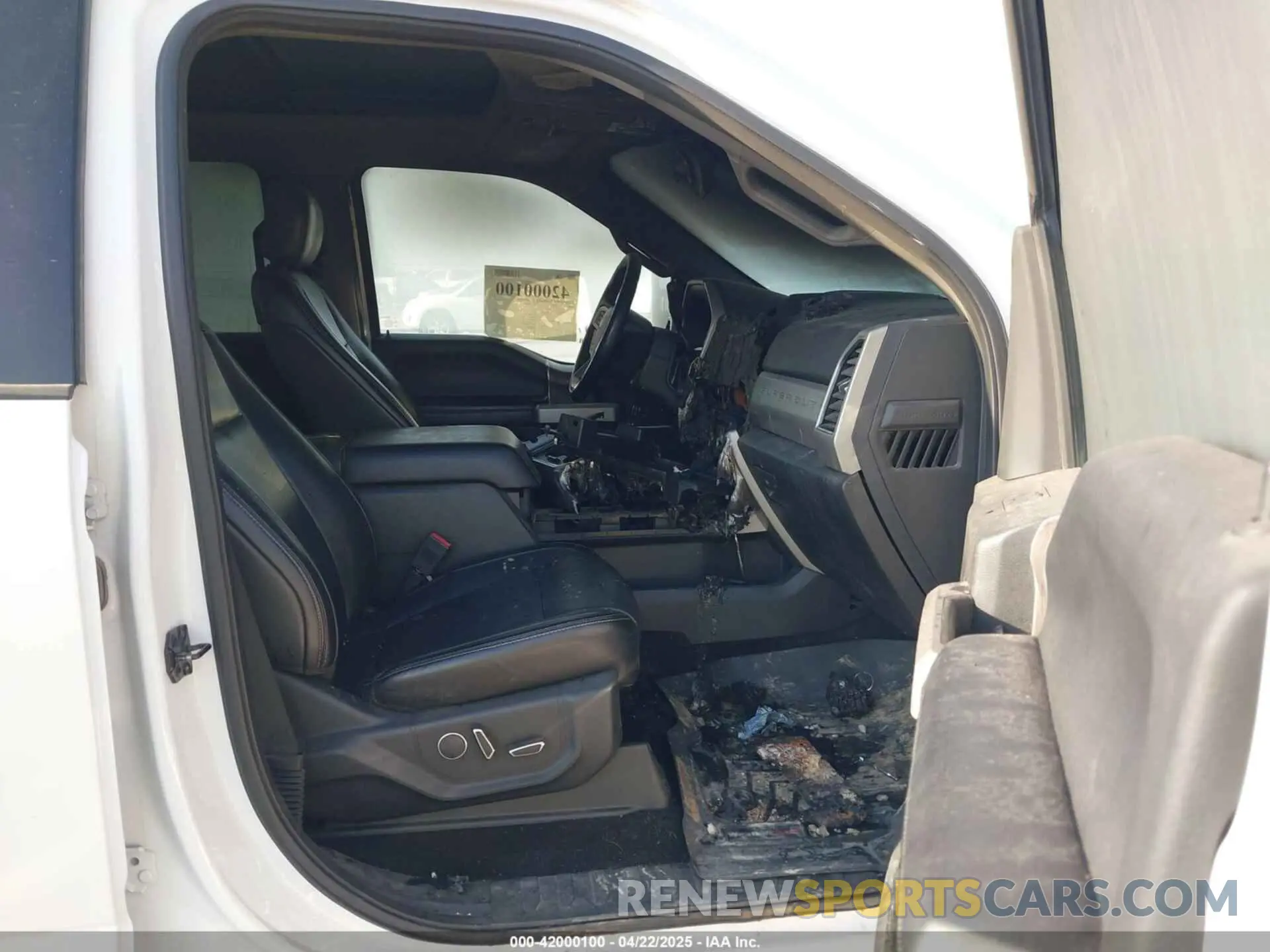 5 Photograph of a damaged car 1FT7W2BT2KEC22660 FORD F-250 2019