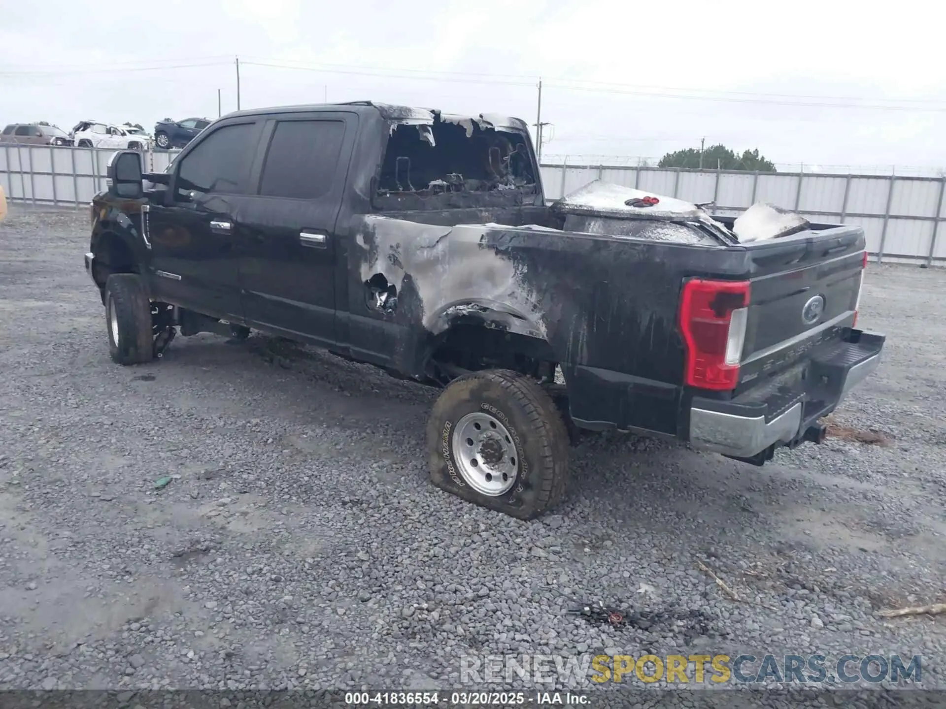 3 Photograph of a damaged car 1FT7W2BT2KEC86049 FORD F-250 2019