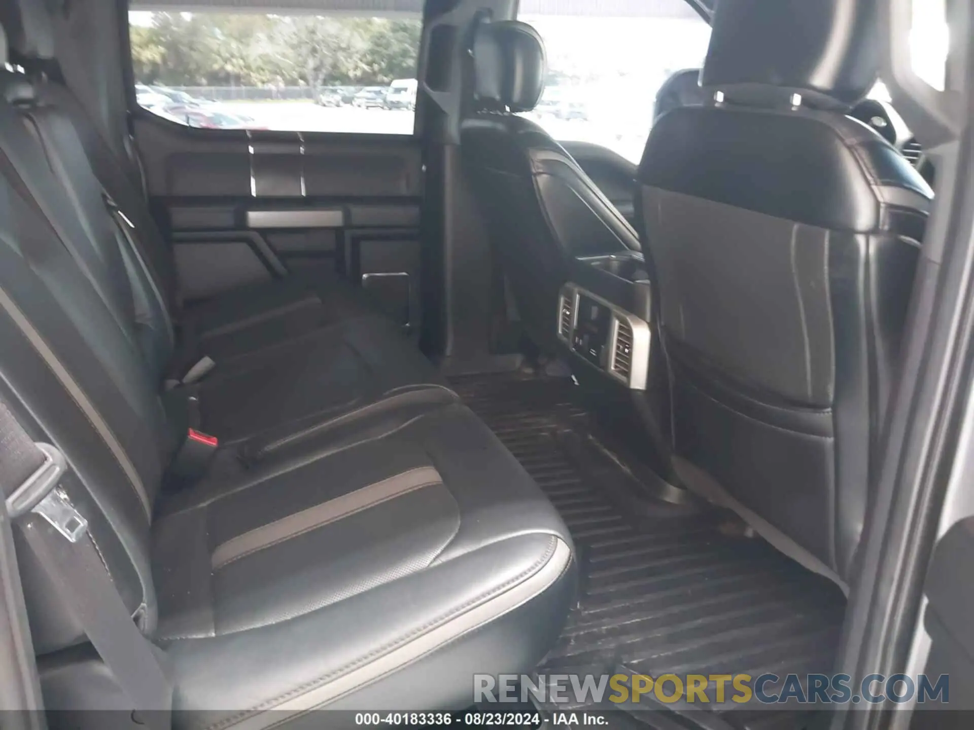 8 Photograph of a damaged car 1FT7W2BT2KEE12412 FORD F-250 2019