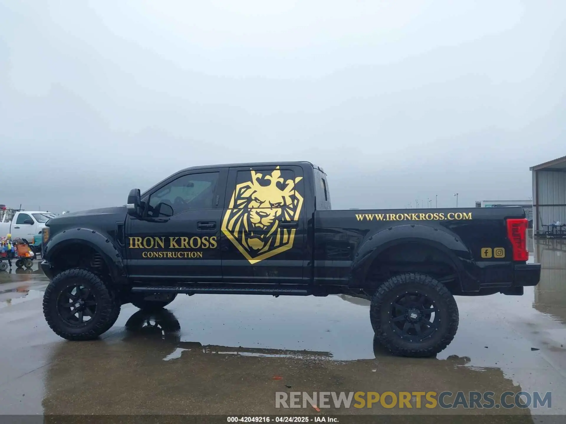 14 Photograph of a damaged car 1FT7W2BT2KEE43529 FORD F-250 2019