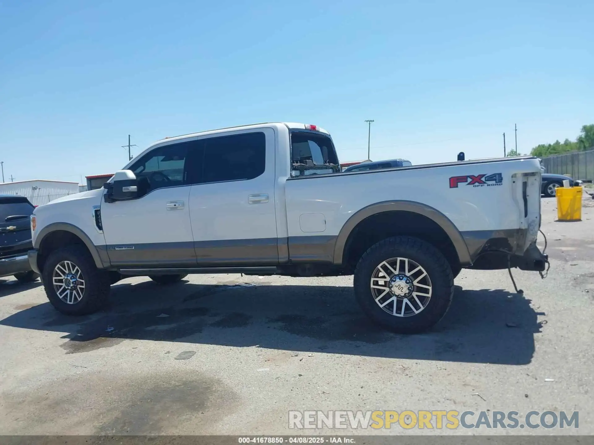 15 Photograph of a damaged car 1FT7W2BT2KEG32312 FORD F-250 2019