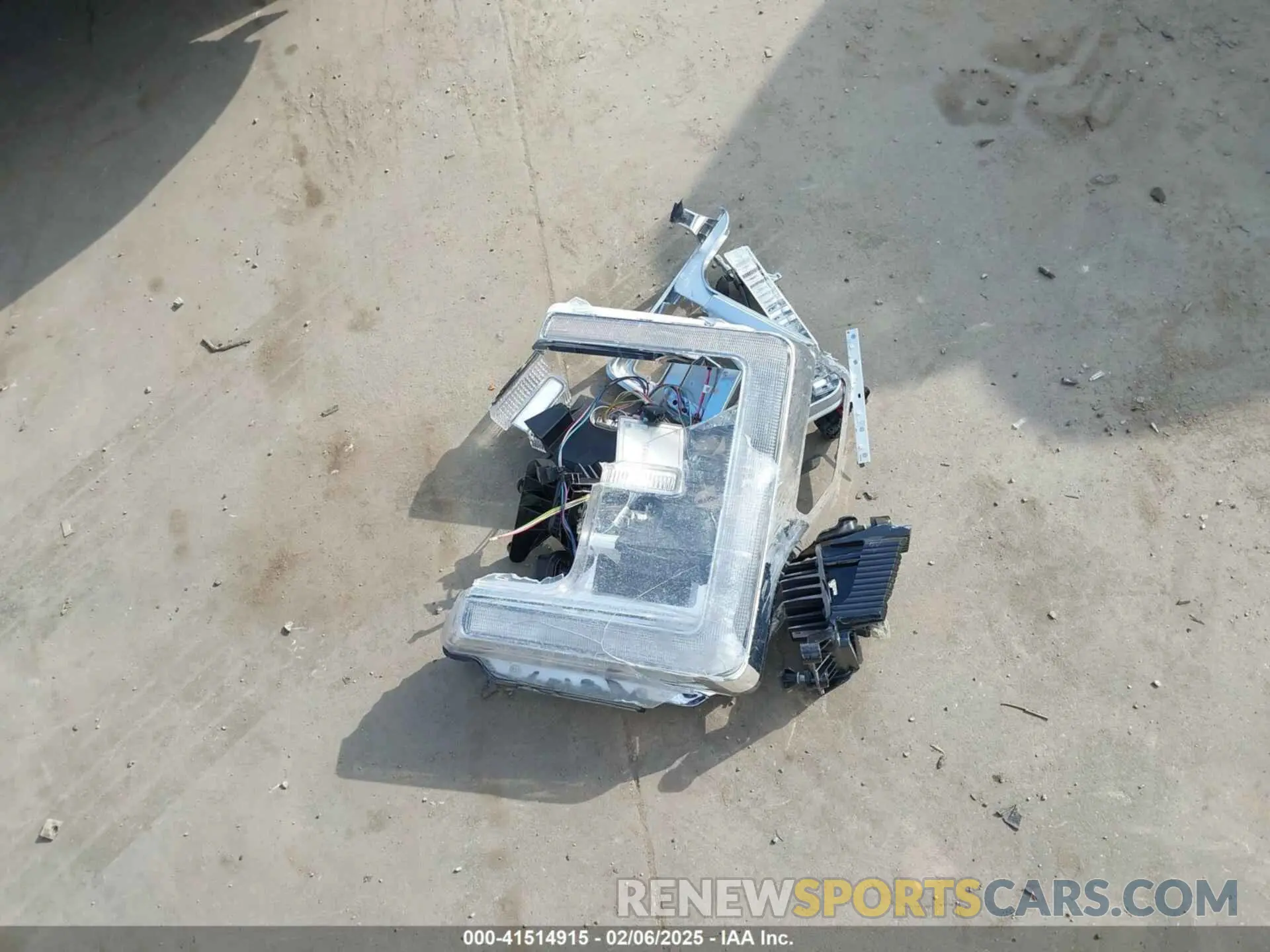 12 Photograph of a damaged car 1FT7W2BT3KEC05382 FORD F-250 2019