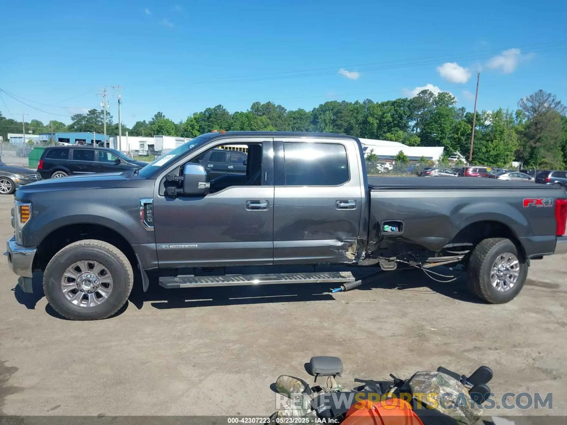 13 Photograph of a damaged car 1FT7W2BT3KED46159 FORD F-250 2019