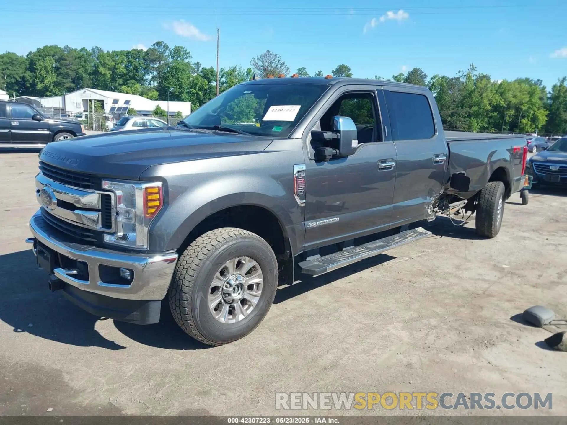 2 Photograph of a damaged car 1FT7W2BT3KED46159 FORD F-250 2019