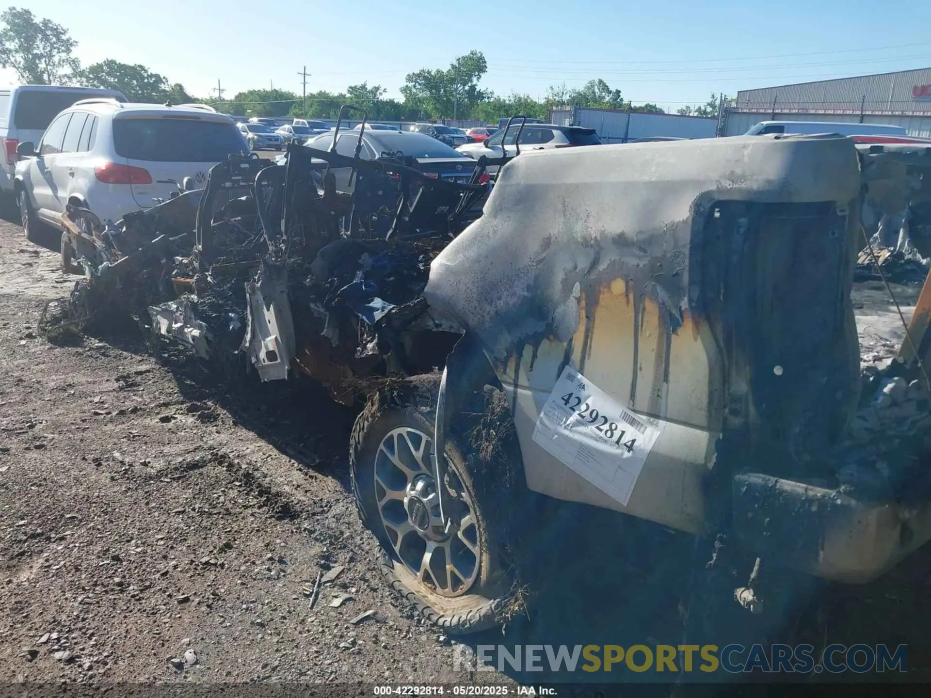 3 Photograph of a damaged car 1FT7W2BT3KED52074 FORD F-250 2019