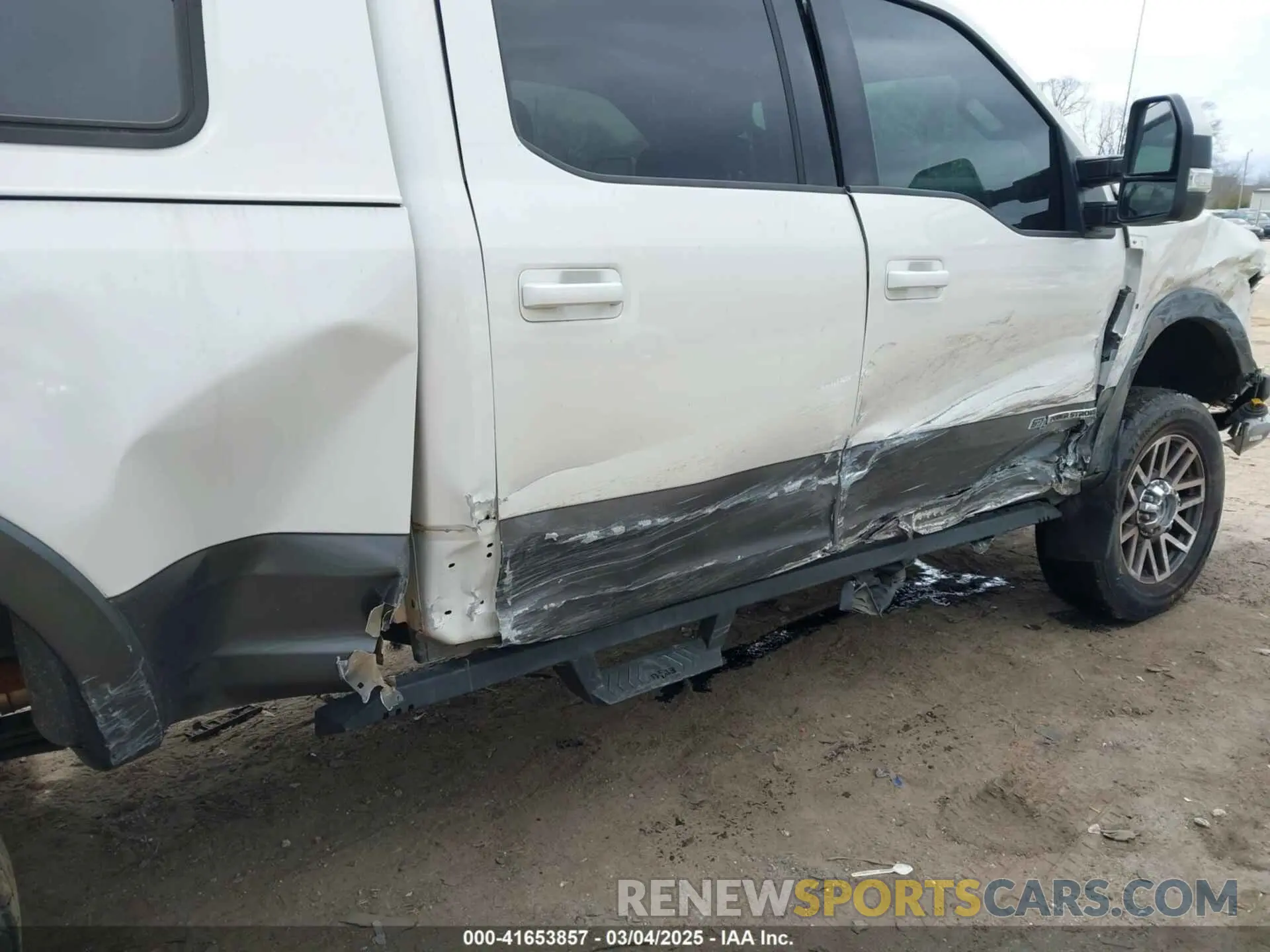 12 Photograph of a damaged car 1FT7W2BT3KED60143 FORD F-250 2019