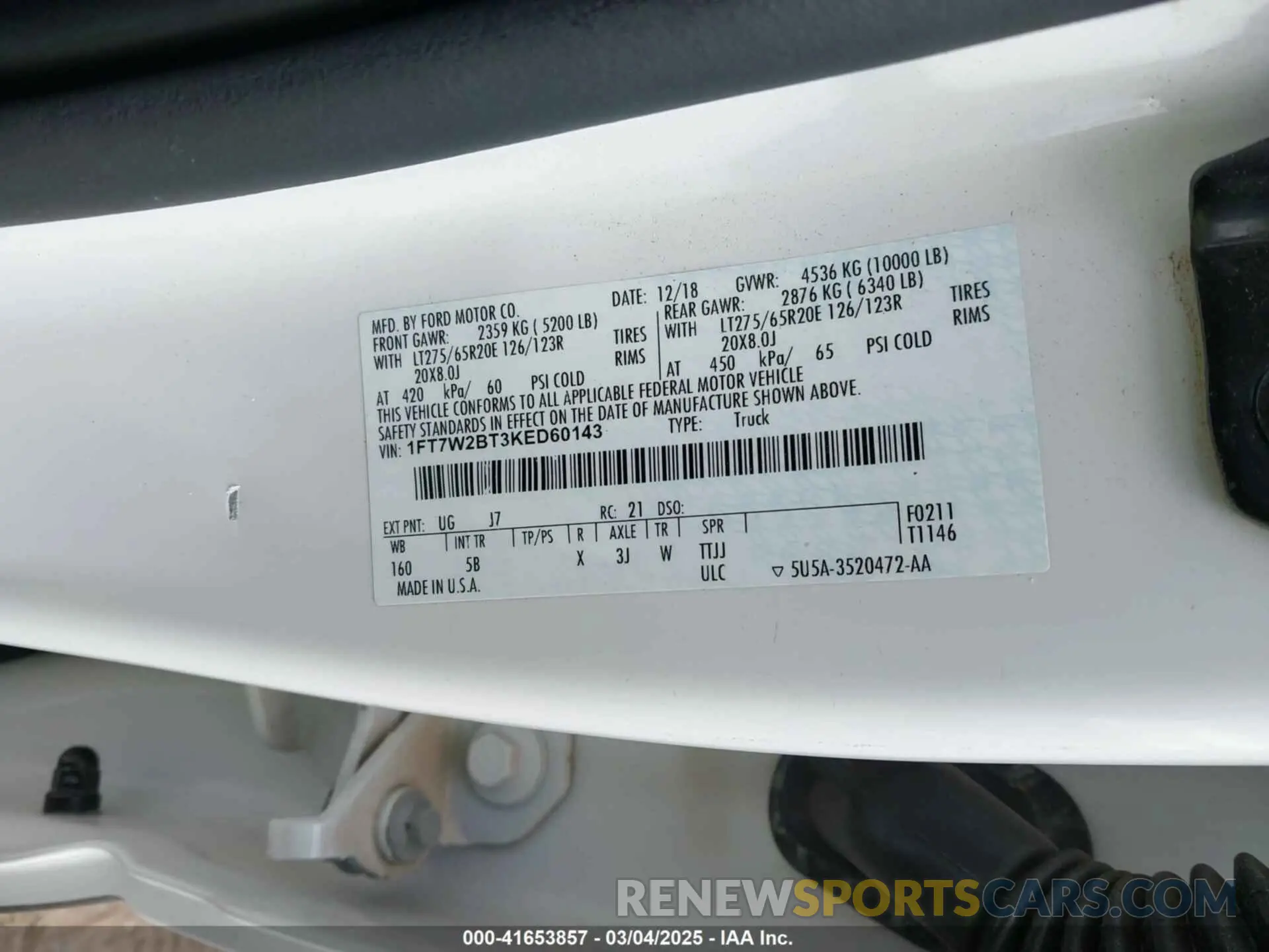 9 Photograph of a damaged car 1FT7W2BT3KED60143 FORD F-250 2019