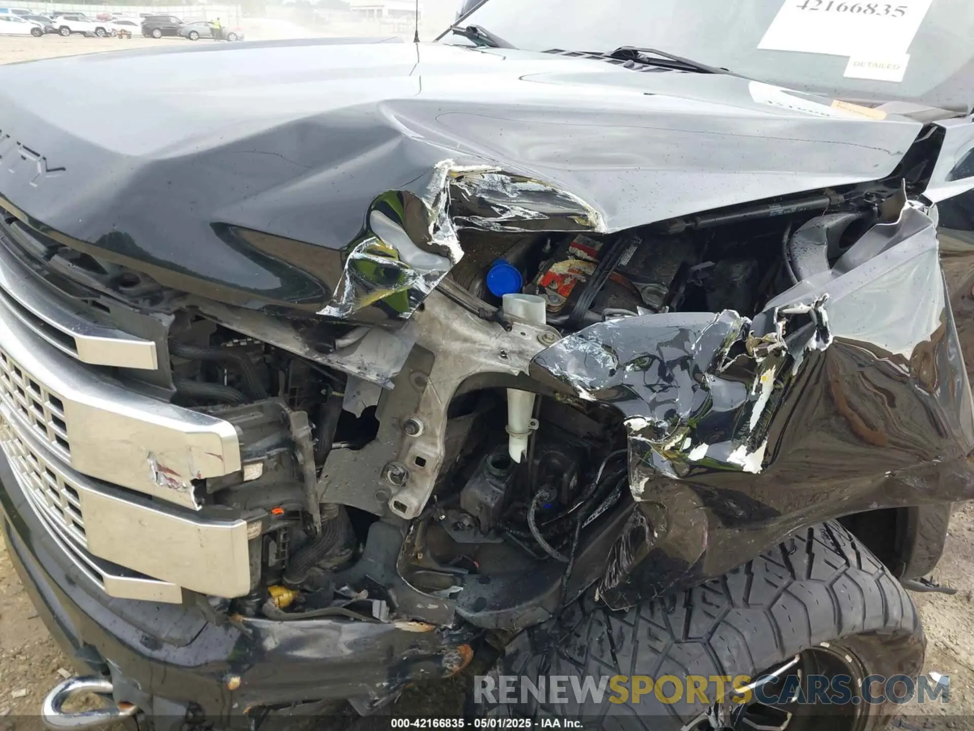 18 Photograph of a damaged car 1FT7W2BT3KED98410 FORD F-250 2019