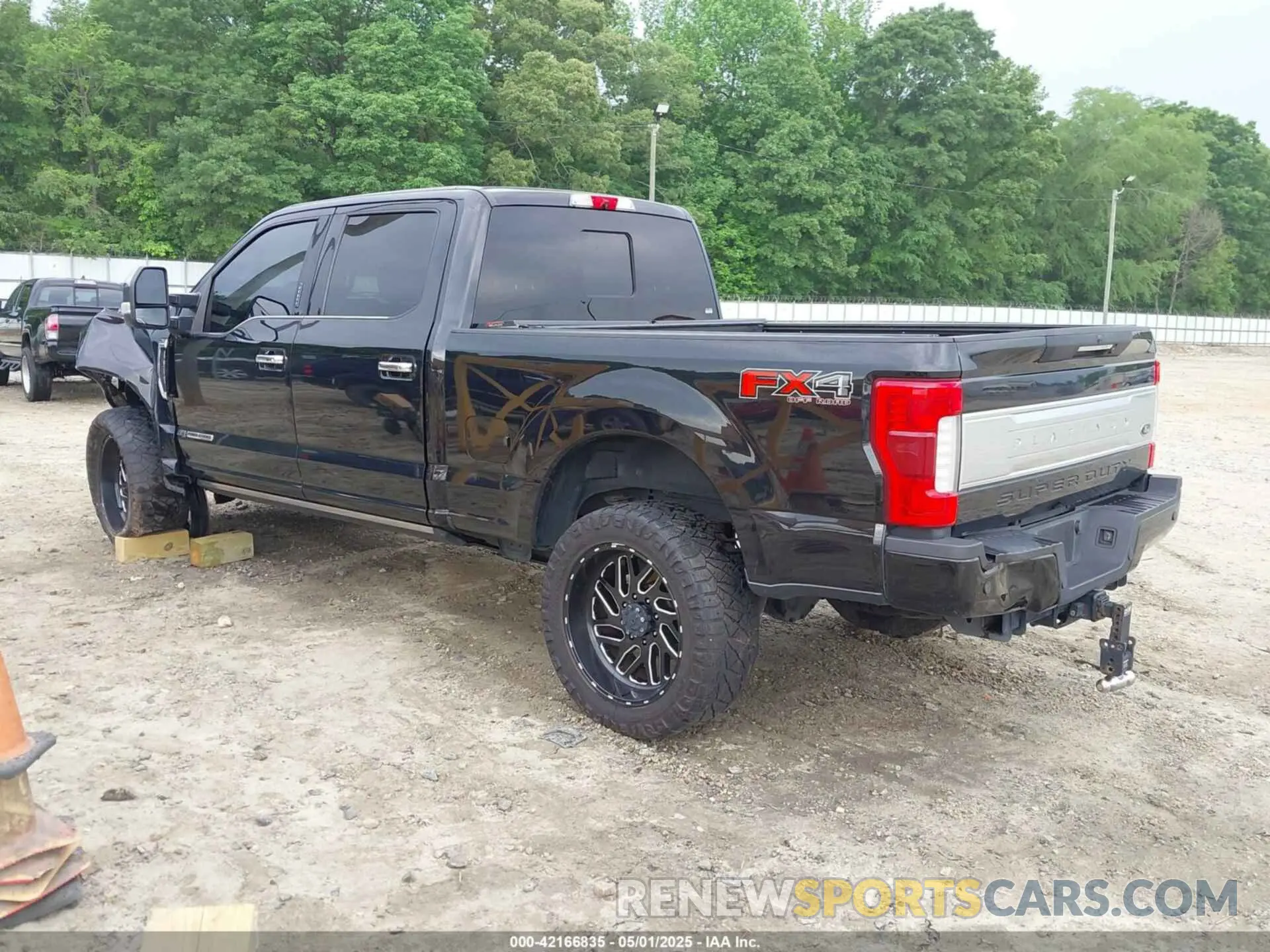 3 Photograph of a damaged car 1FT7W2BT3KED98410 FORD F-250 2019