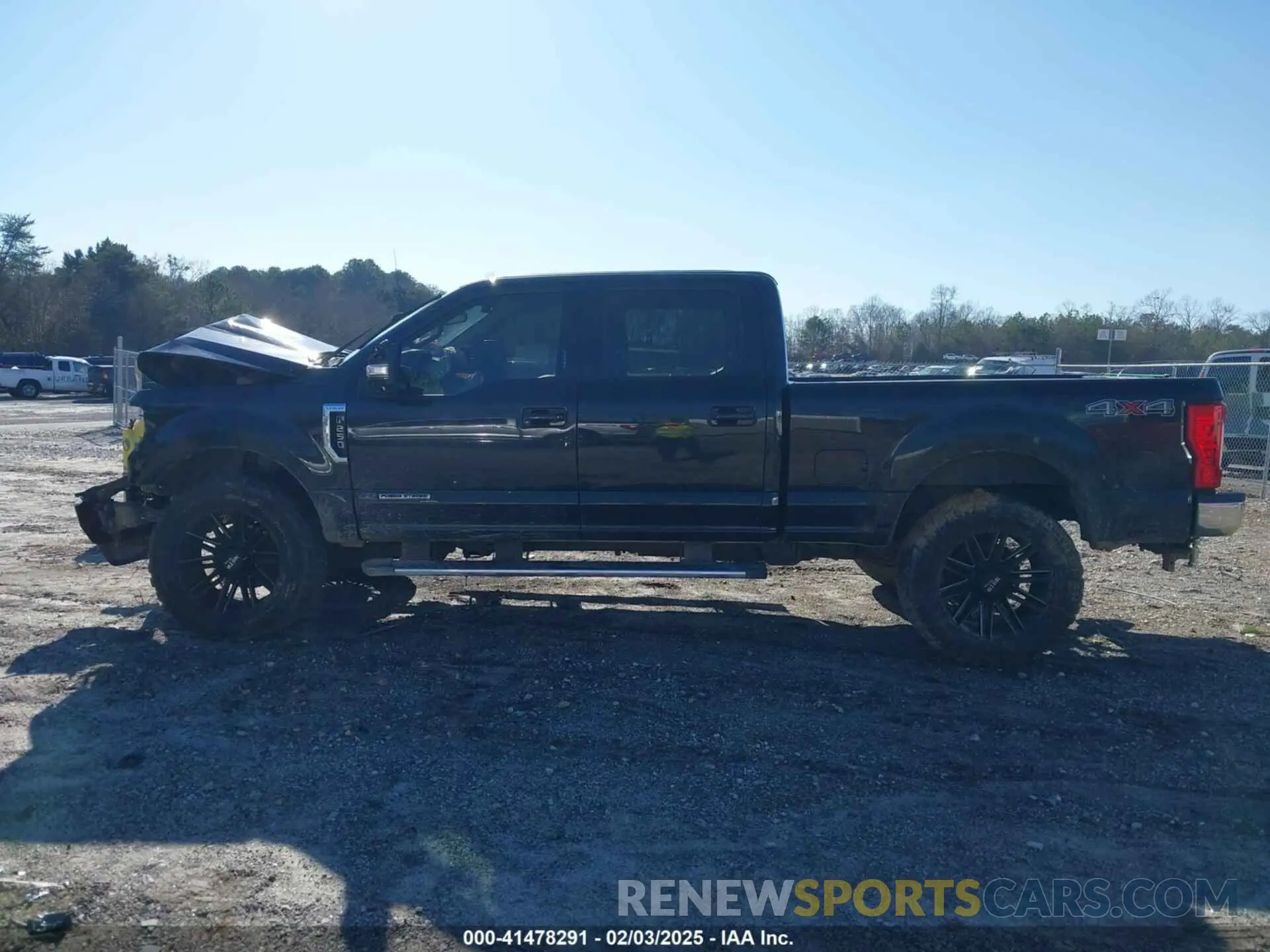 15 Photograph of a damaged car 1FT7W2BT3KEE65605 FORD F-250 2019