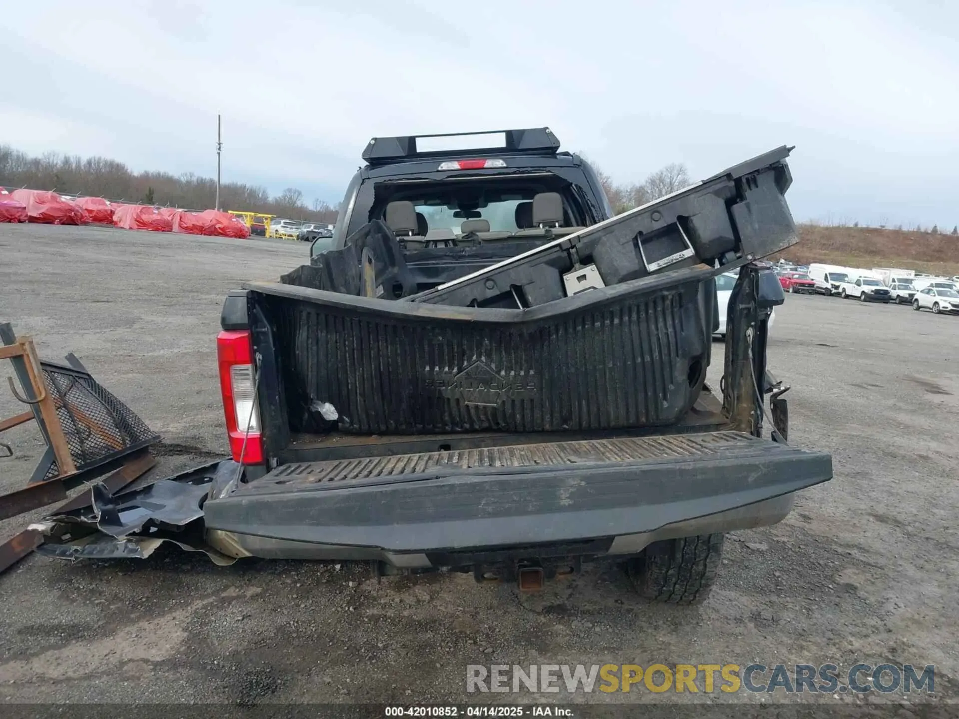 15 Photograph of a damaged car 1FT7W2BT3KEF51447 FORD F-250 2019