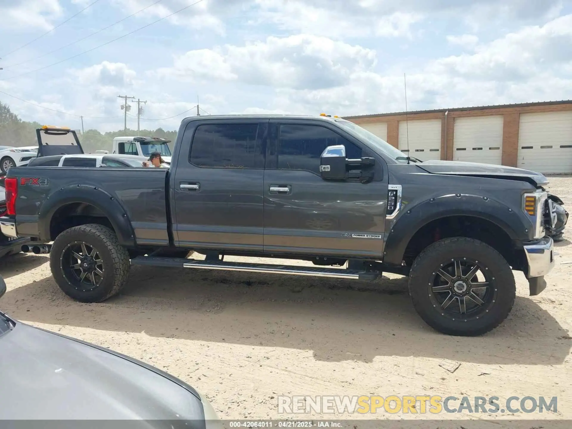 13 Photograph of a damaged car 1FT7W2BT4KEC03043 FORD F-250 2019