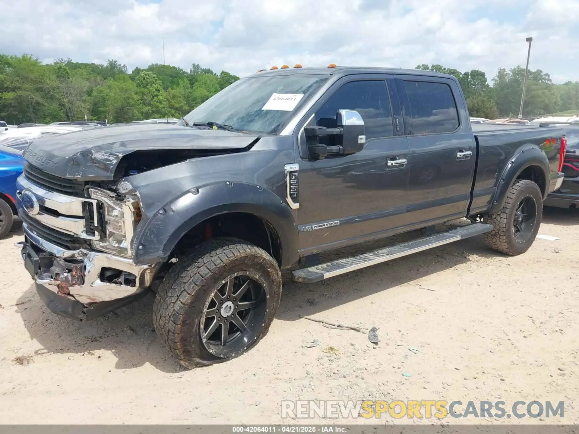 2 Photograph of a damaged car 1FT7W2BT4KEC03043 FORD F-250 2019