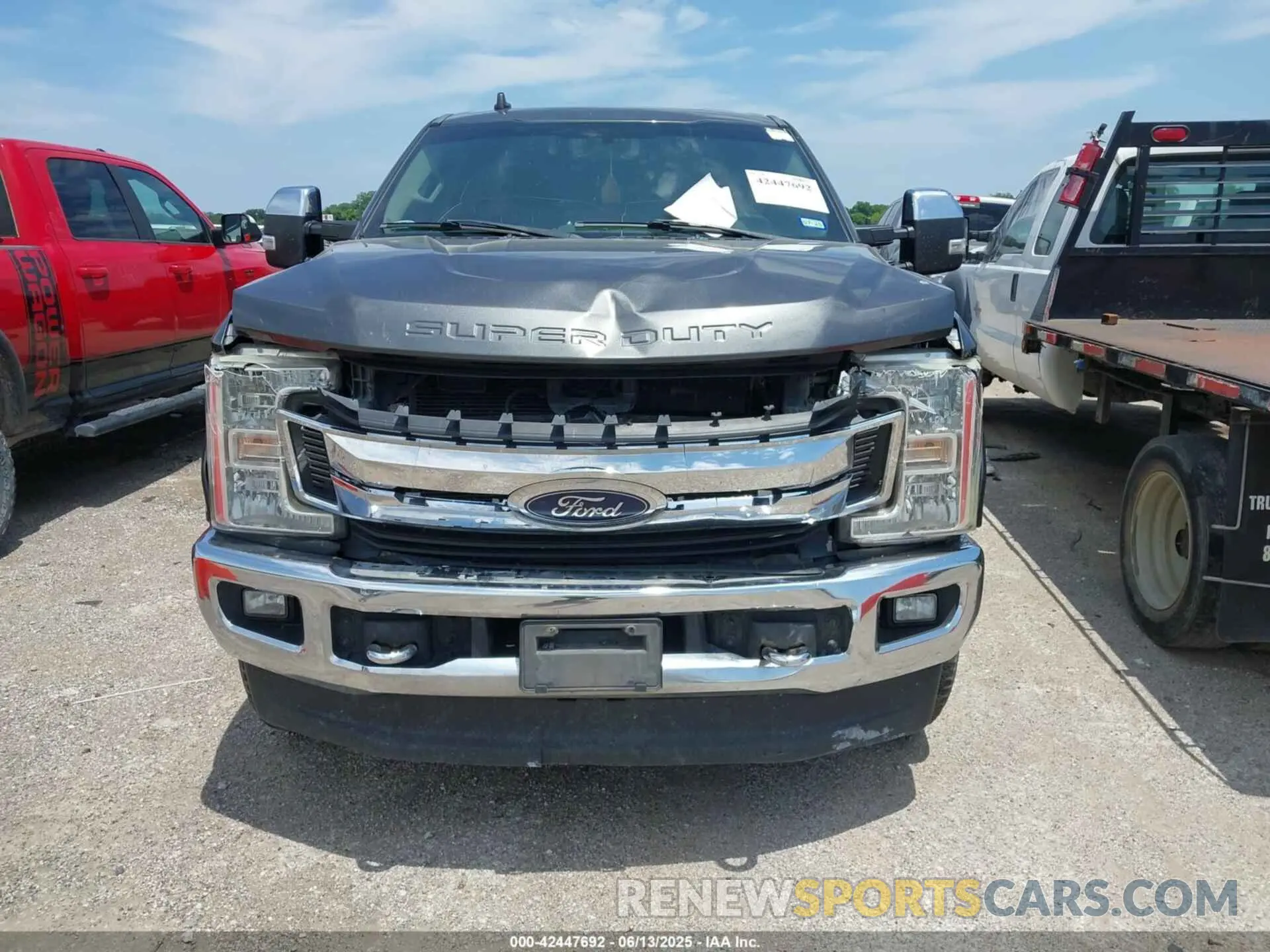 6 Photograph of a damaged car 1FT7W2BT4KEC22675 FORD F-250 2019
