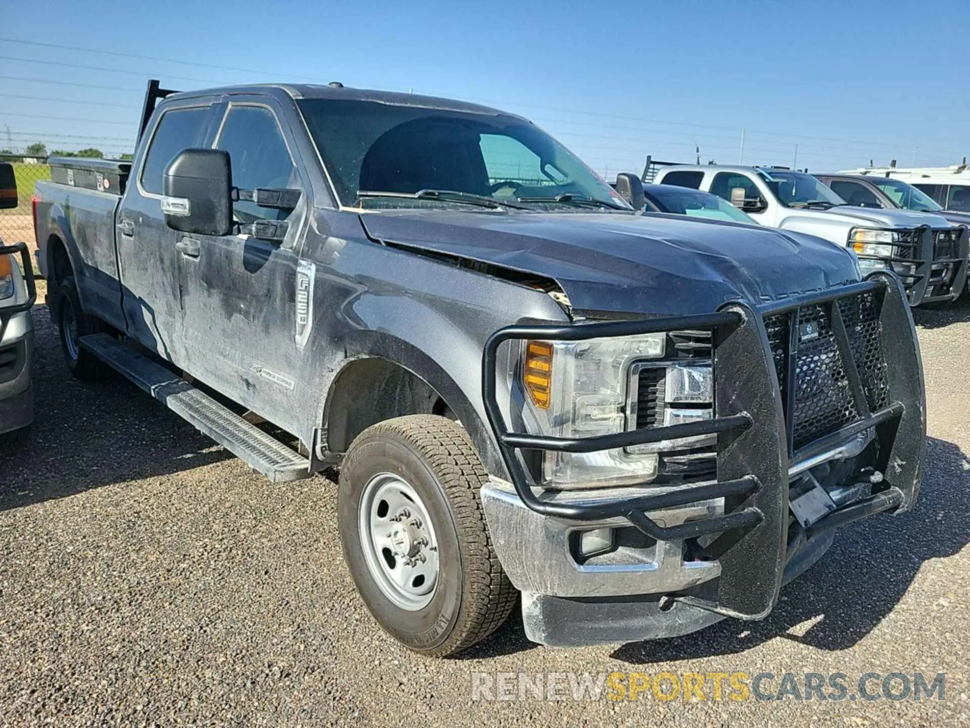 25 Photograph of a damaged car 1FT7W2BT4KEC61721 FORD F-250 2019