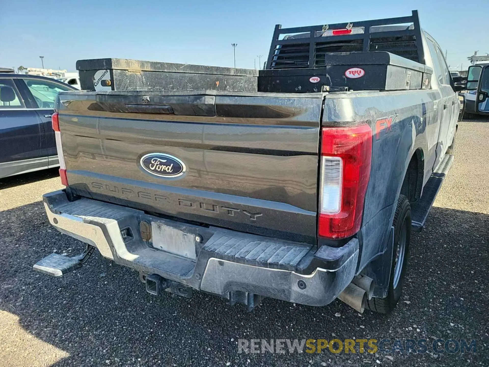 30 Photograph of a damaged car 1FT7W2BT4KEC61721 FORD F-250 2019