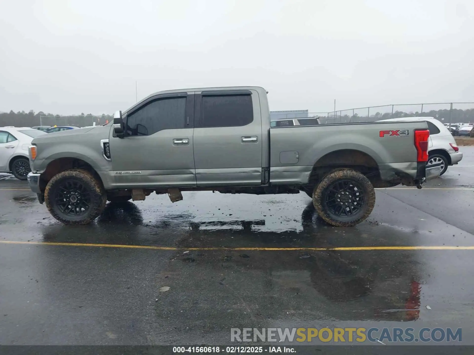 14 Photograph of a damaged car 1FT7W2BT4KEC65736 FORD F-250 2019