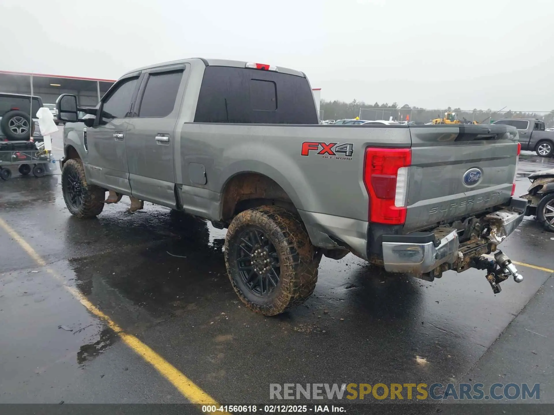3 Photograph of a damaged car 1FT7W2BT4KEC65736 FORD F-250 2019