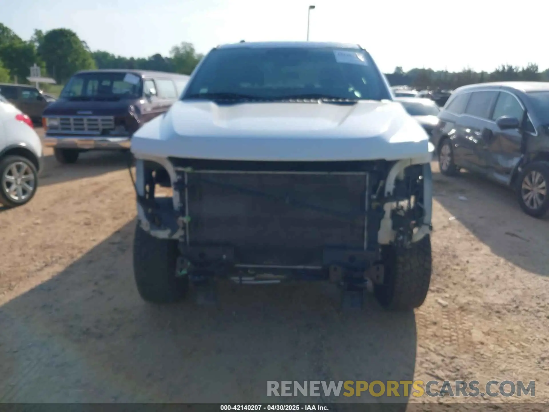 13 Photograph of a damaged car 1FT7W2BT4KEE35979 FORD F-250 2019