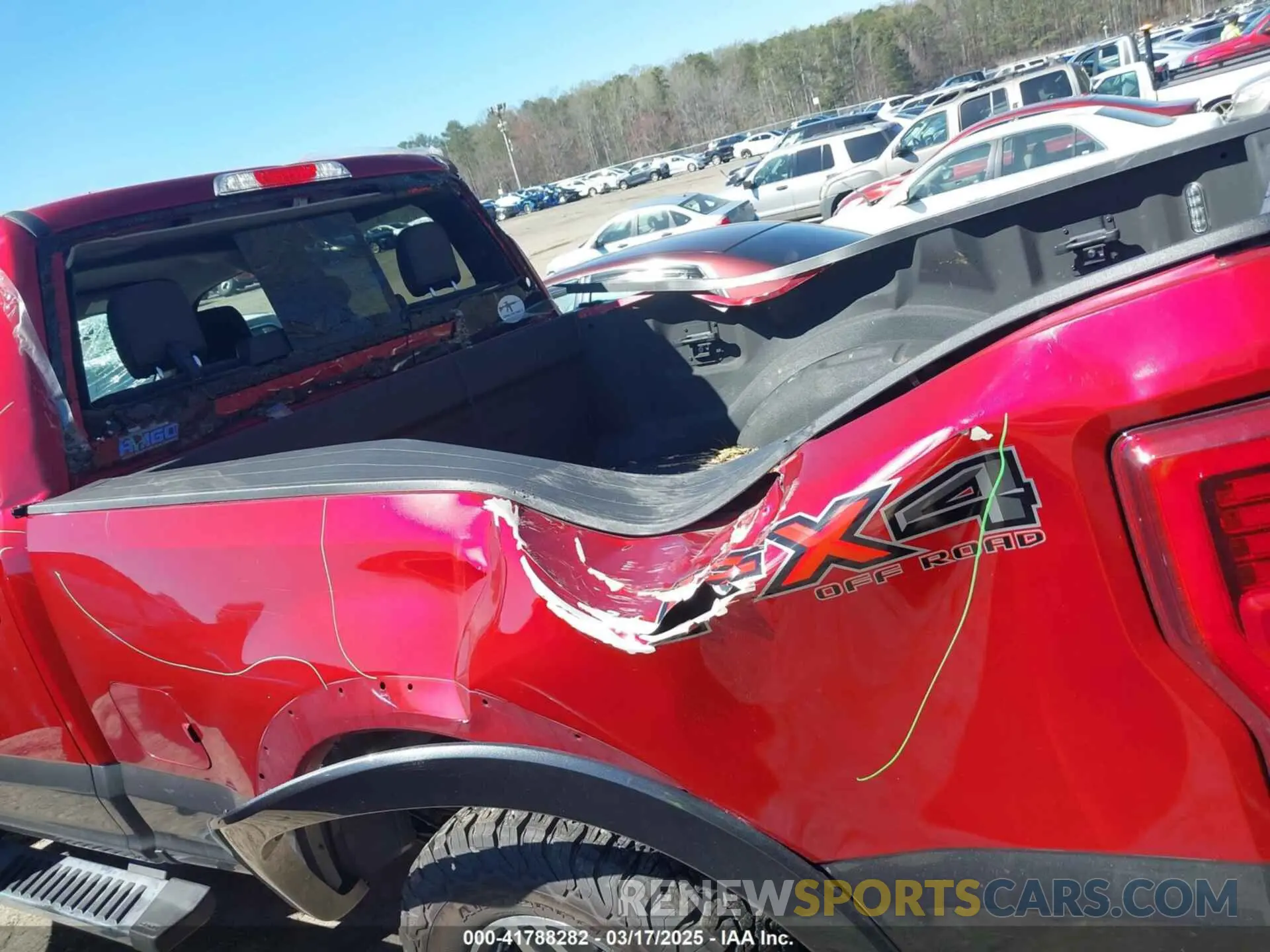 17 Photograph of a damaged car 1FT7W2BT5KEC23656 FORD F-250 2019