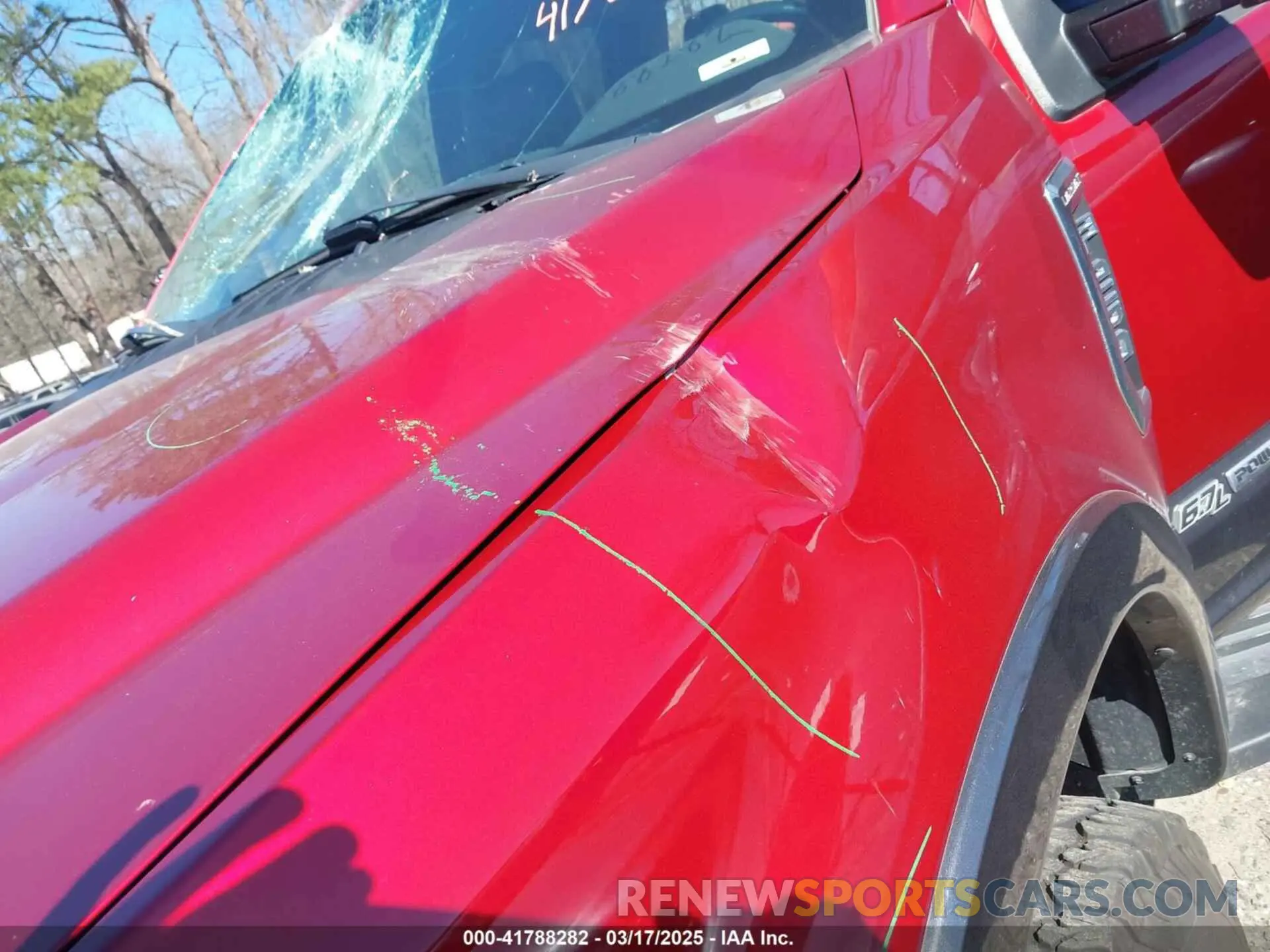 18 Photograph of a damaged car 1FT7W2BT5KEC23656 FORD F-250 2019