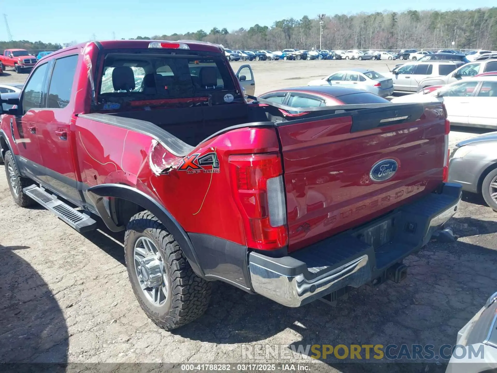 3 Photograph of a damaged car 1FT7W2BT5KEC23656 FORD F-250 2019