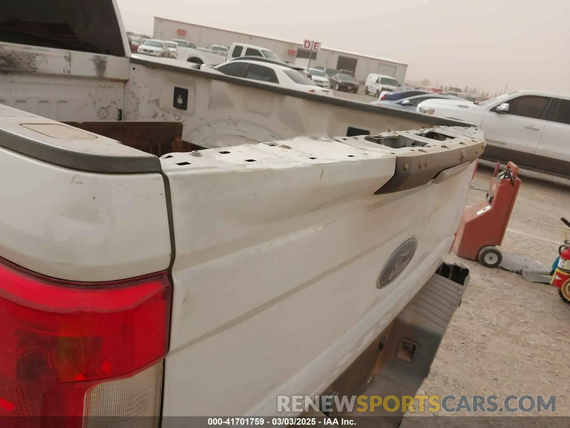 6 Photograph of a damaged car 1FT7W2BT5KEC29389 FORD F-250 2019