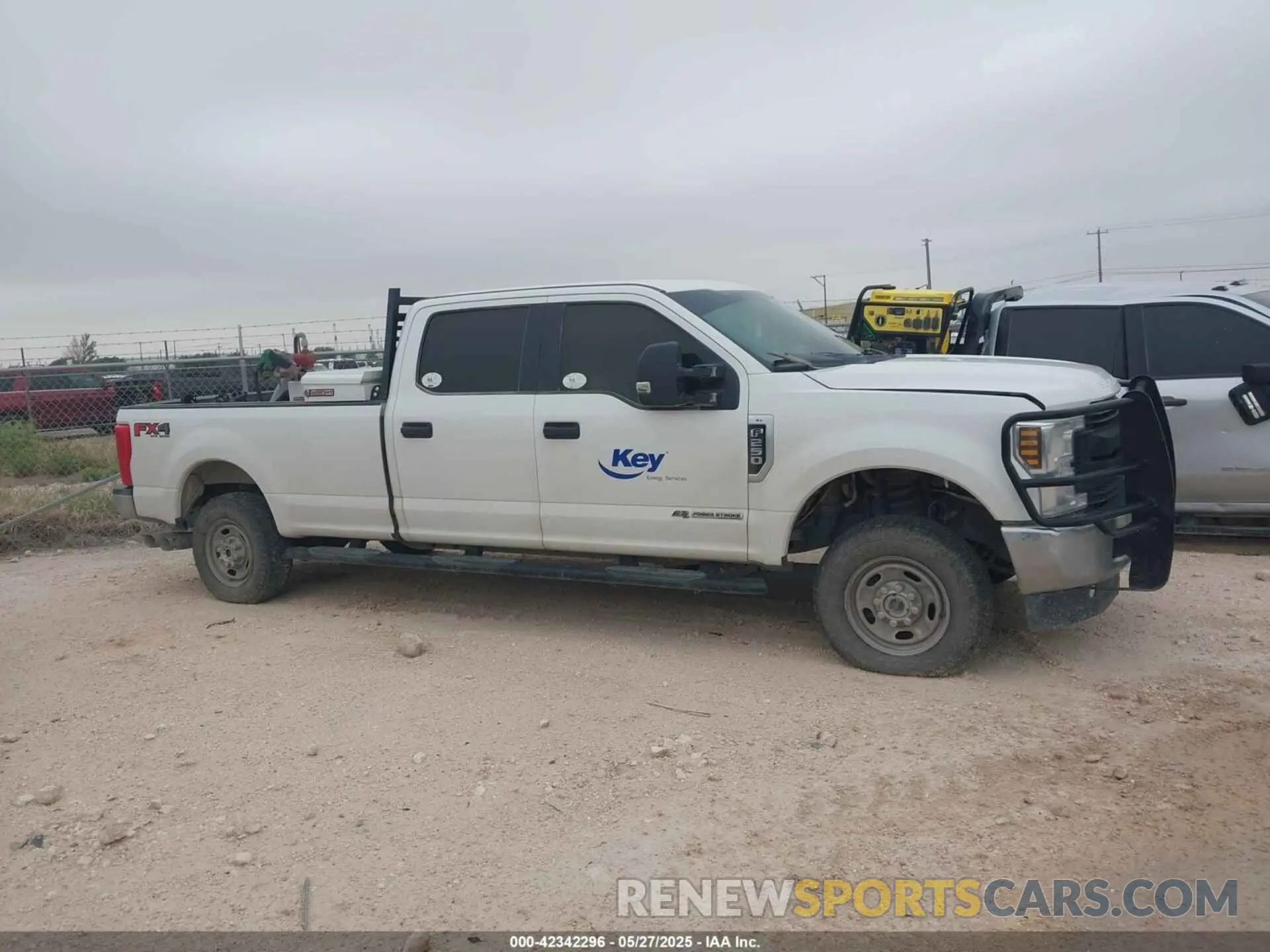 13 Photograph of a damaged car 1FT7W2BT5KED15950 FORD F-250 2019