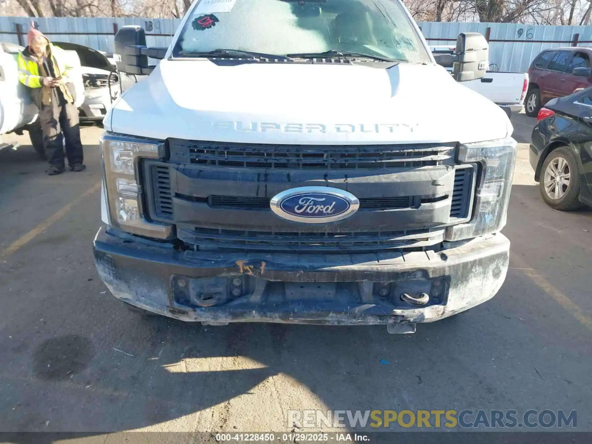 6 Photograph of a damaged car 1FT7W2BT5KEE68375 FORD F-250 2019