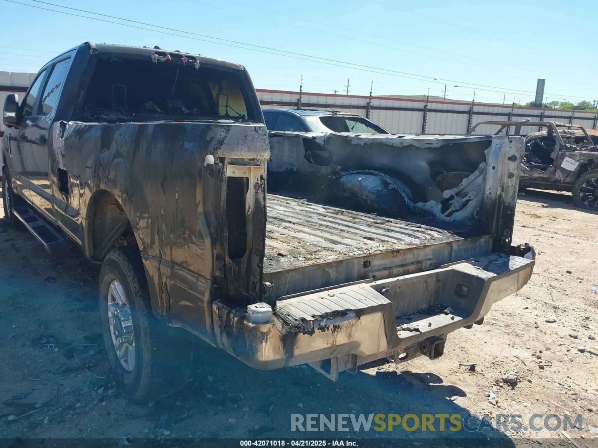 12 Photograph of a damaged car 1FT7W2BT5KEF39476 FORD F-250 2019