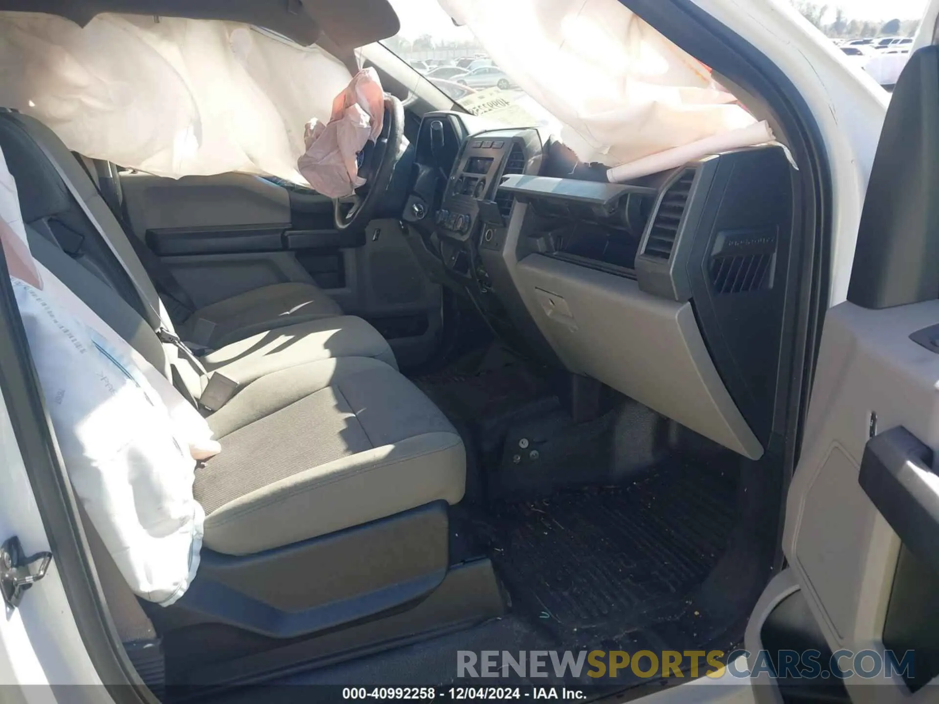 5 Photograph of a damaged car 1FT7W2BT6KEC91075 FORD F-250 2019