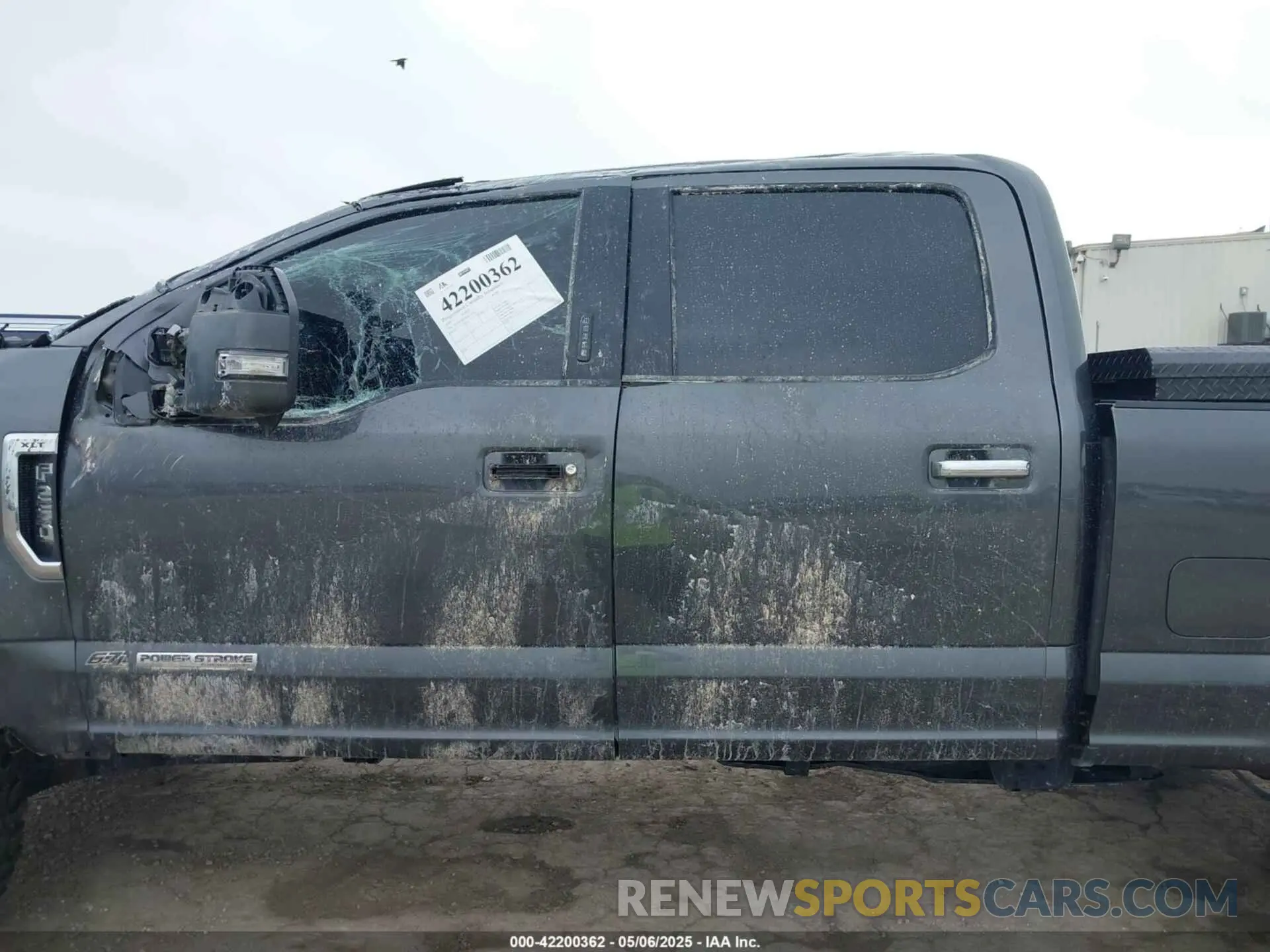 14 Photograph of a damaged car 1FT7W2BT6KEF11749 FORD F-250 2019