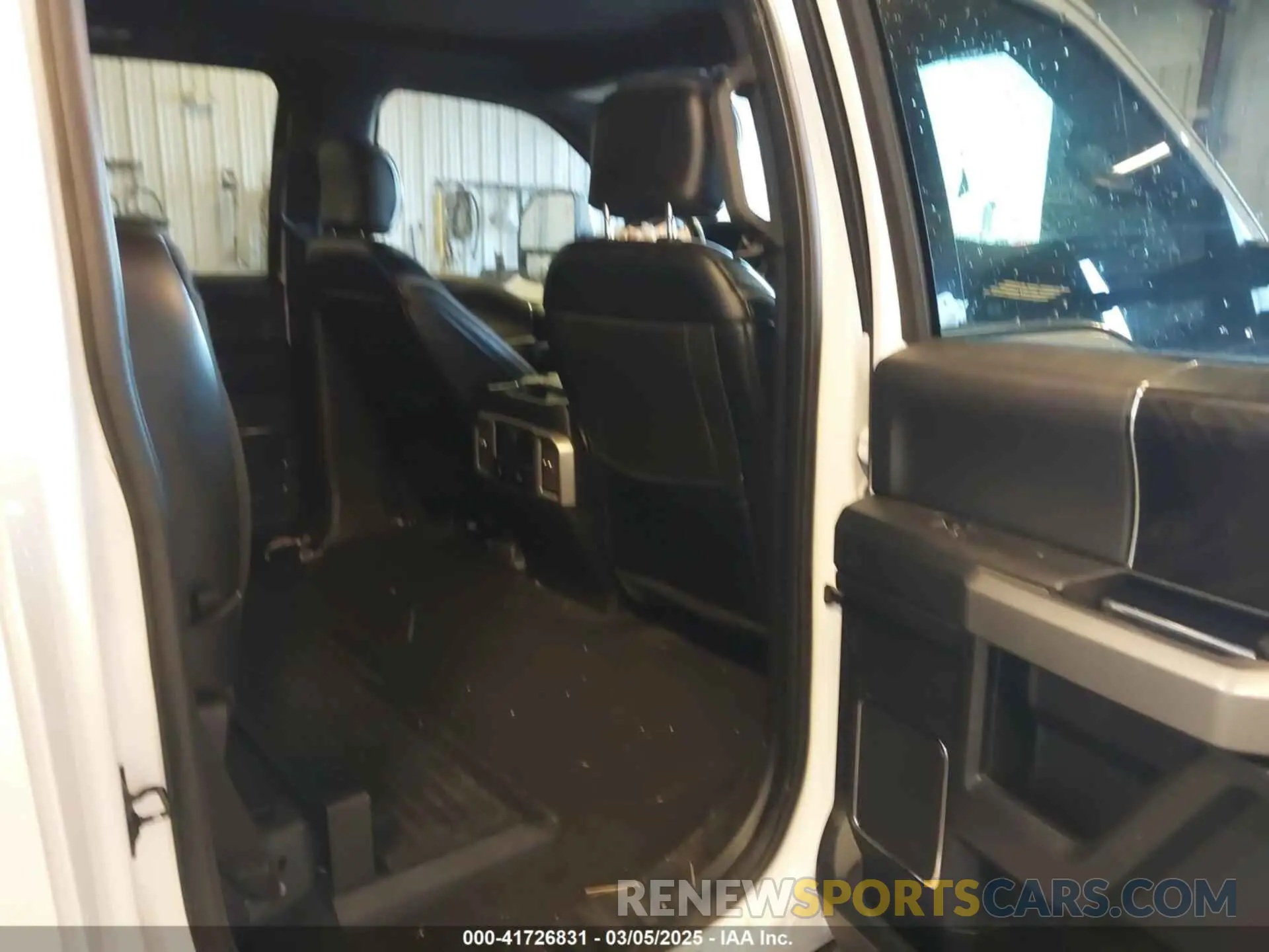 8 Photograph of a damaged car 1FT7W2BT7KED32796 FORD F-250 2019