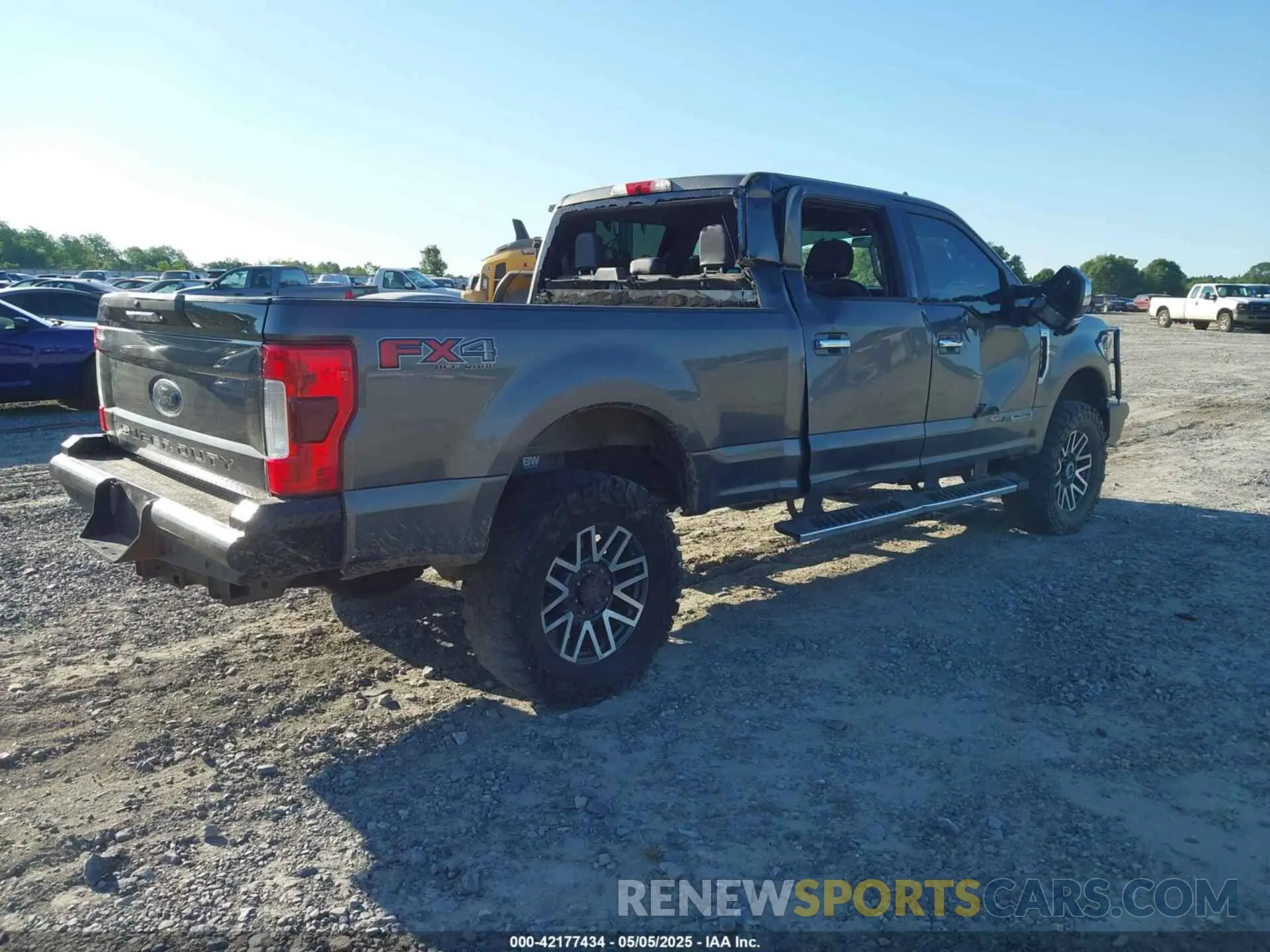 4 Photograph of a damaged car 1FT7W2BT7KEE80060 FORD F-250 2019