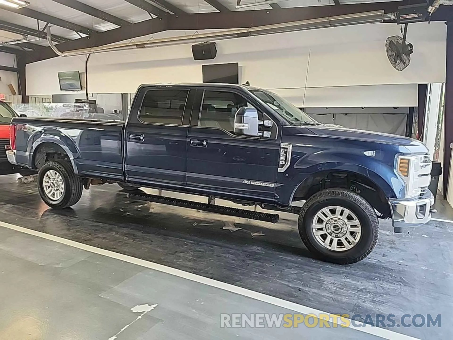 17 Photograph of a damaged car 1FT7W2BT7KEE90507 FORD F-250 2019