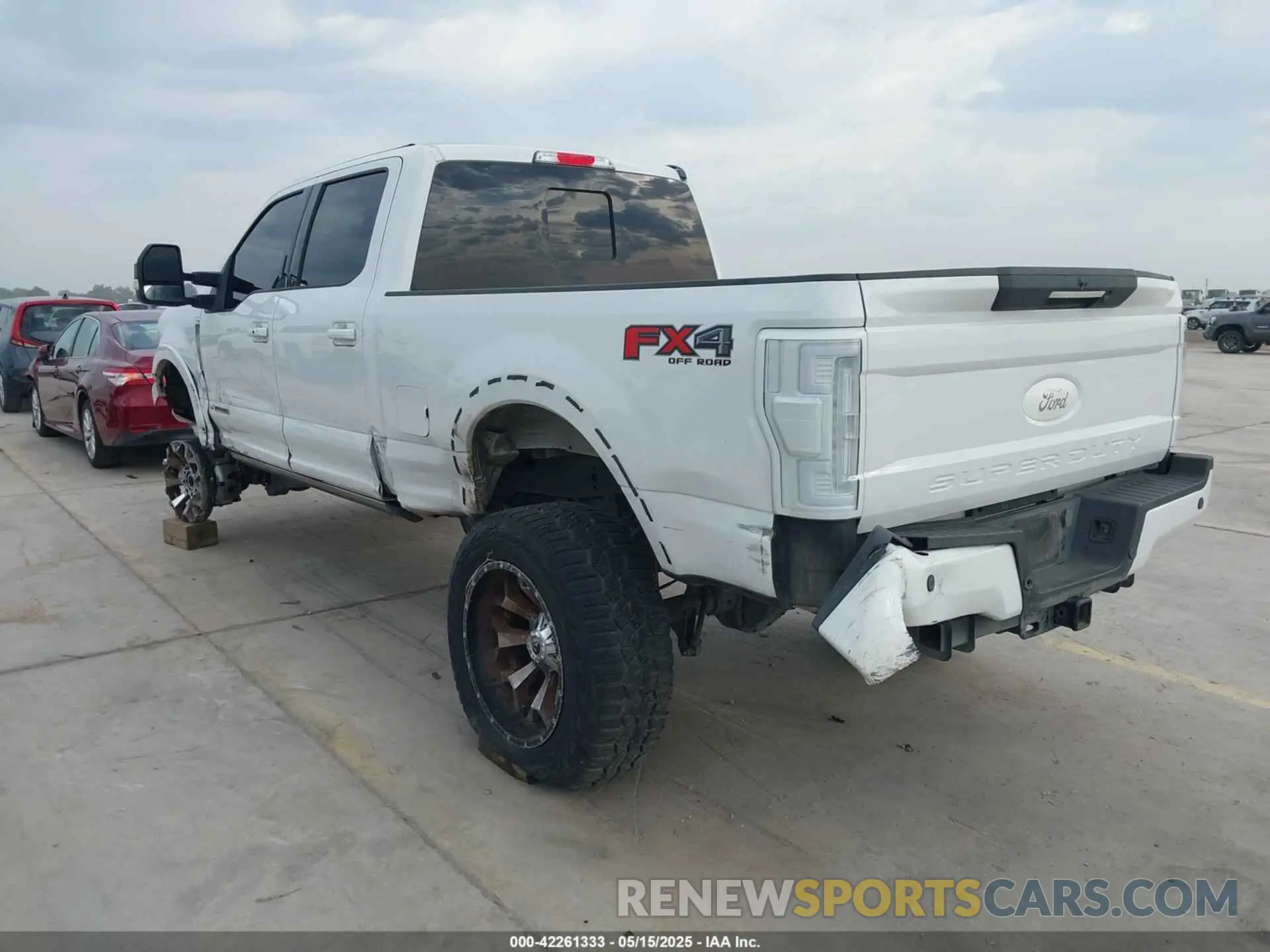 3 Photograph of a damaged car 1FT7W2BT8KEC07418 FORD F-250 2019