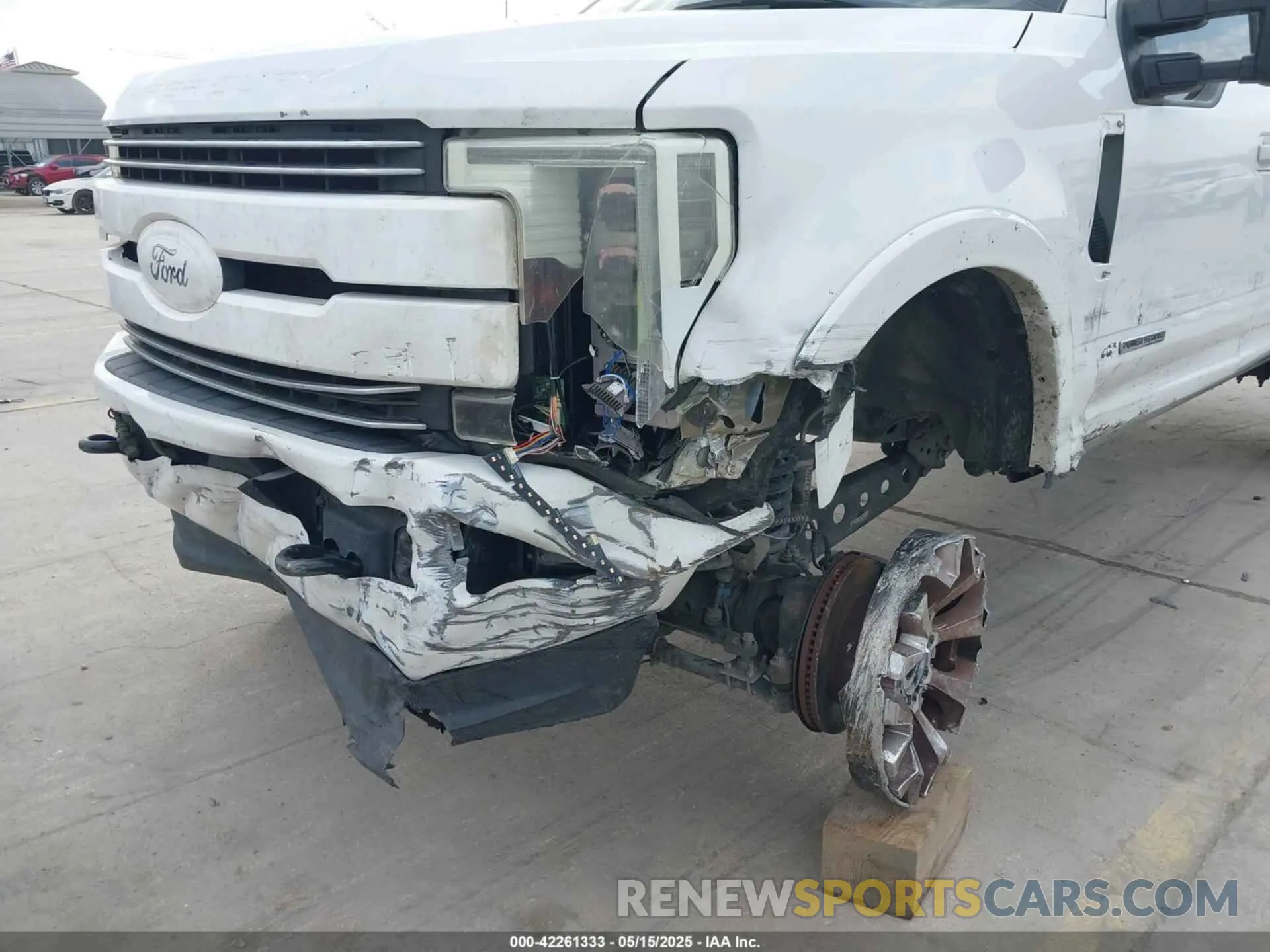6 Photograph of a damaged car 1FT7W2BT8KEC07418 FORD F-250 2019