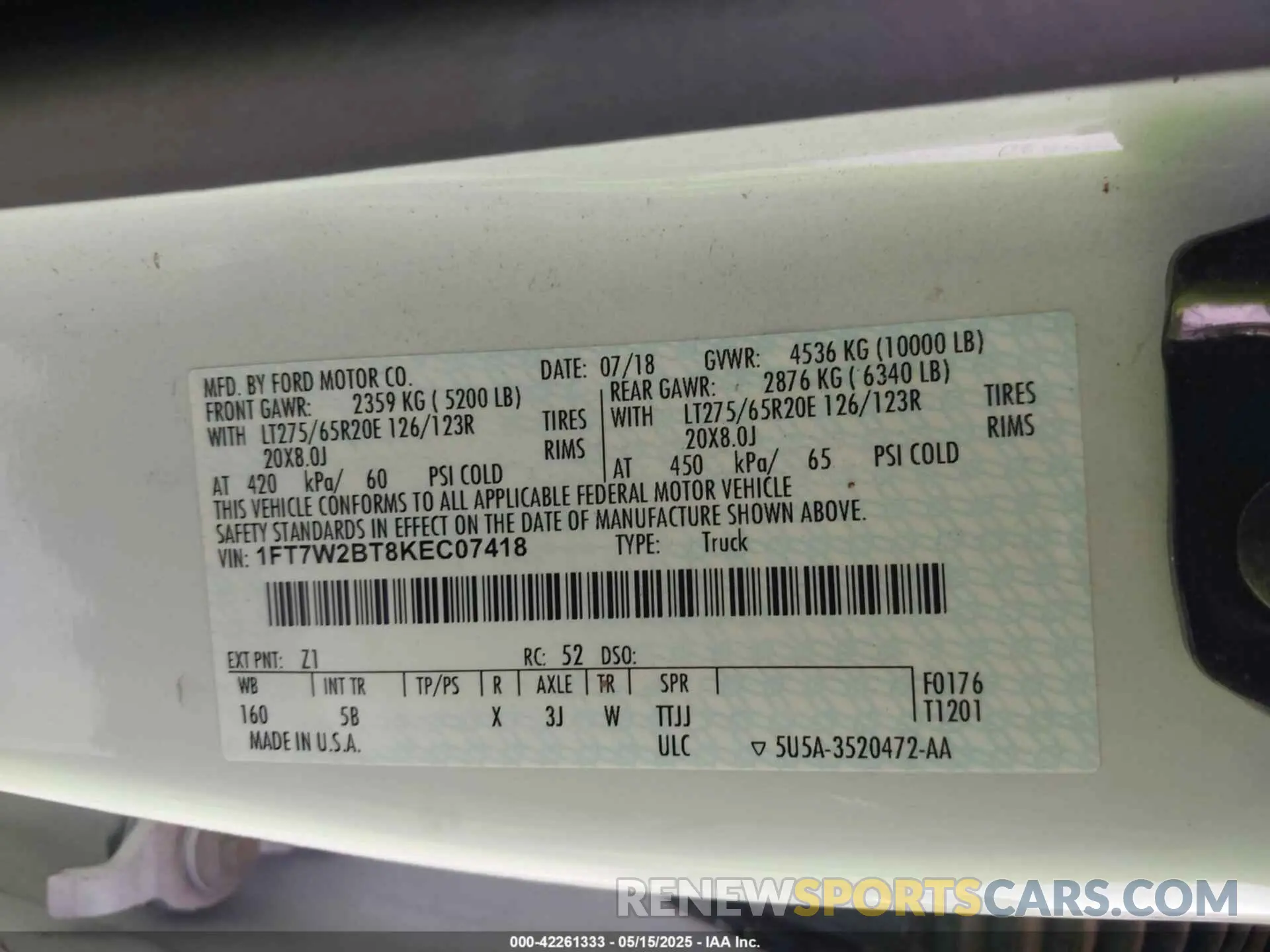 9 Photograph of a damaged car 1FT7W2BT8KEC07418 FORD F-250 2019