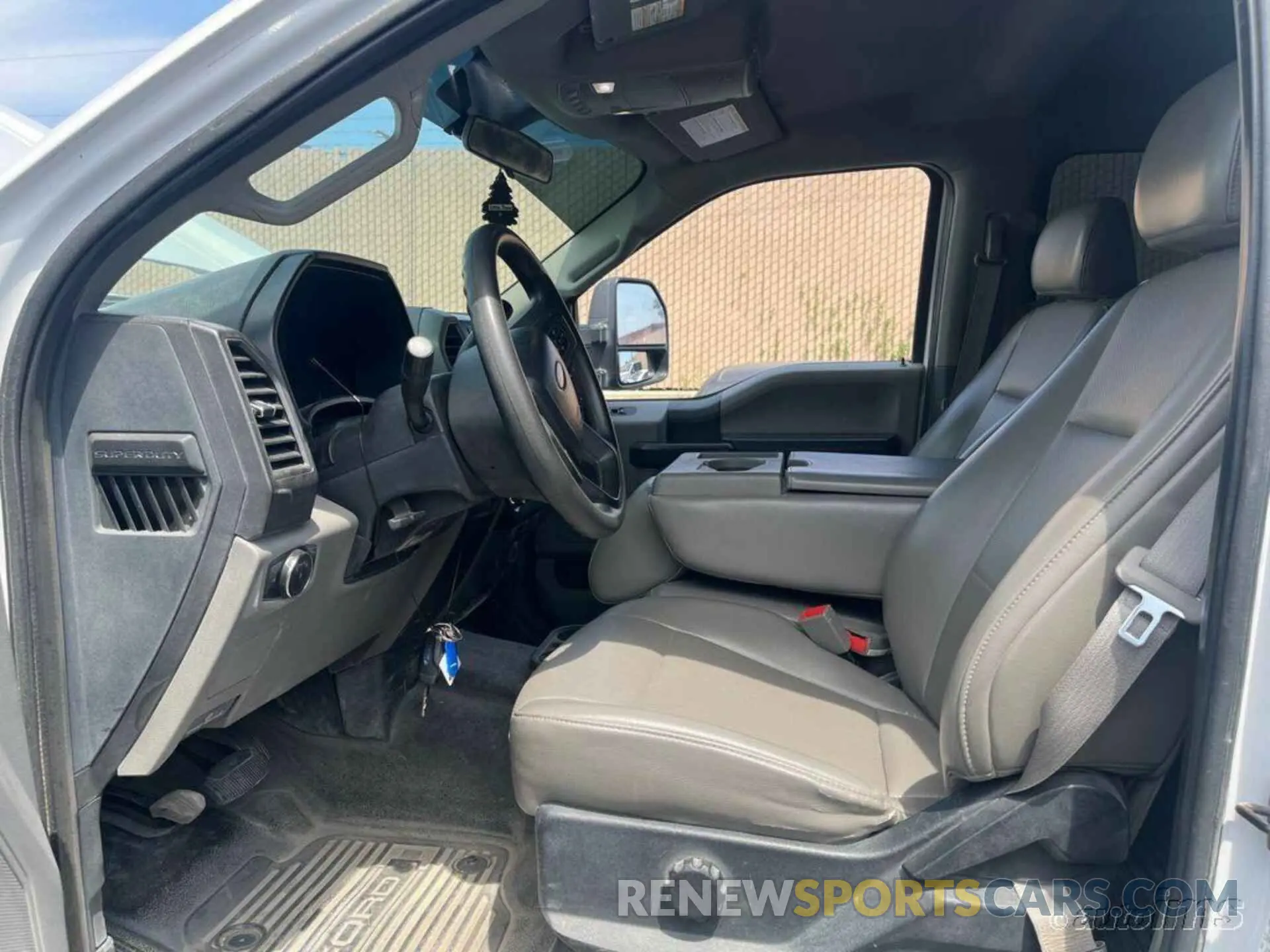 11 Photograph of a damaged car 1FT7W2BT8KED85166 FORD F-250 2019