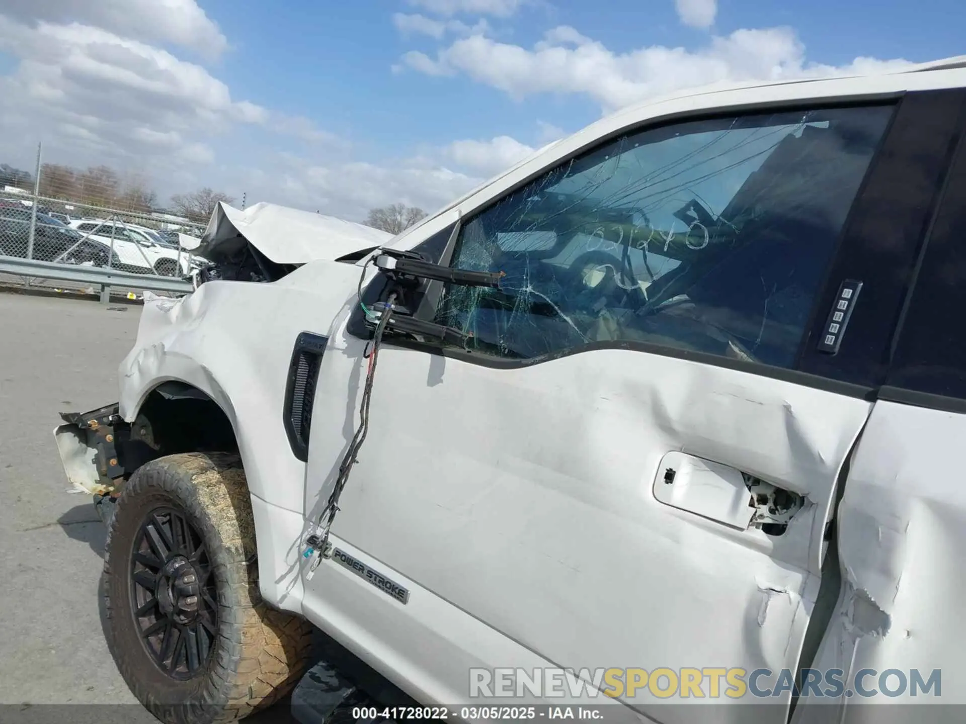 21 Photograph of a damaged car 1FT7W2BT8KED98158 FORD F-250 2019