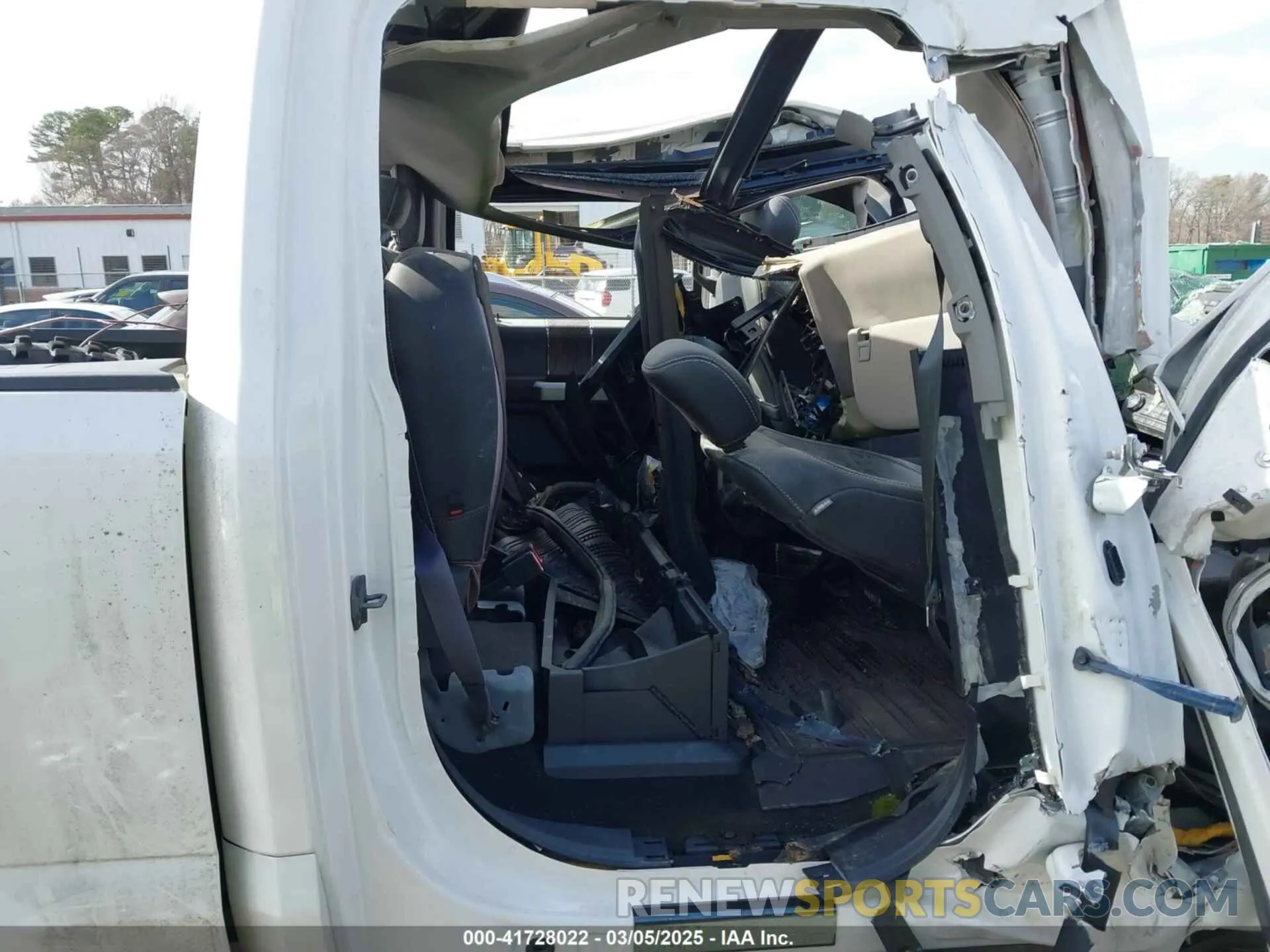 8 Photograph of a damaged car 1FT7W2BT8KED98158 FORD F-250 2019