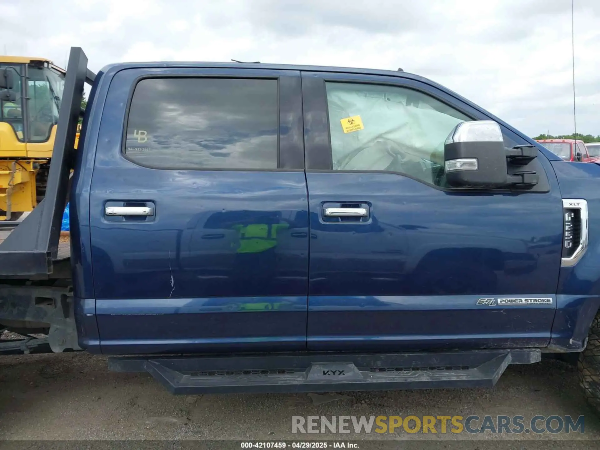 13 Photograph of a damaged car 1FT7W2BT8KEF65313 FORD F-250 2019