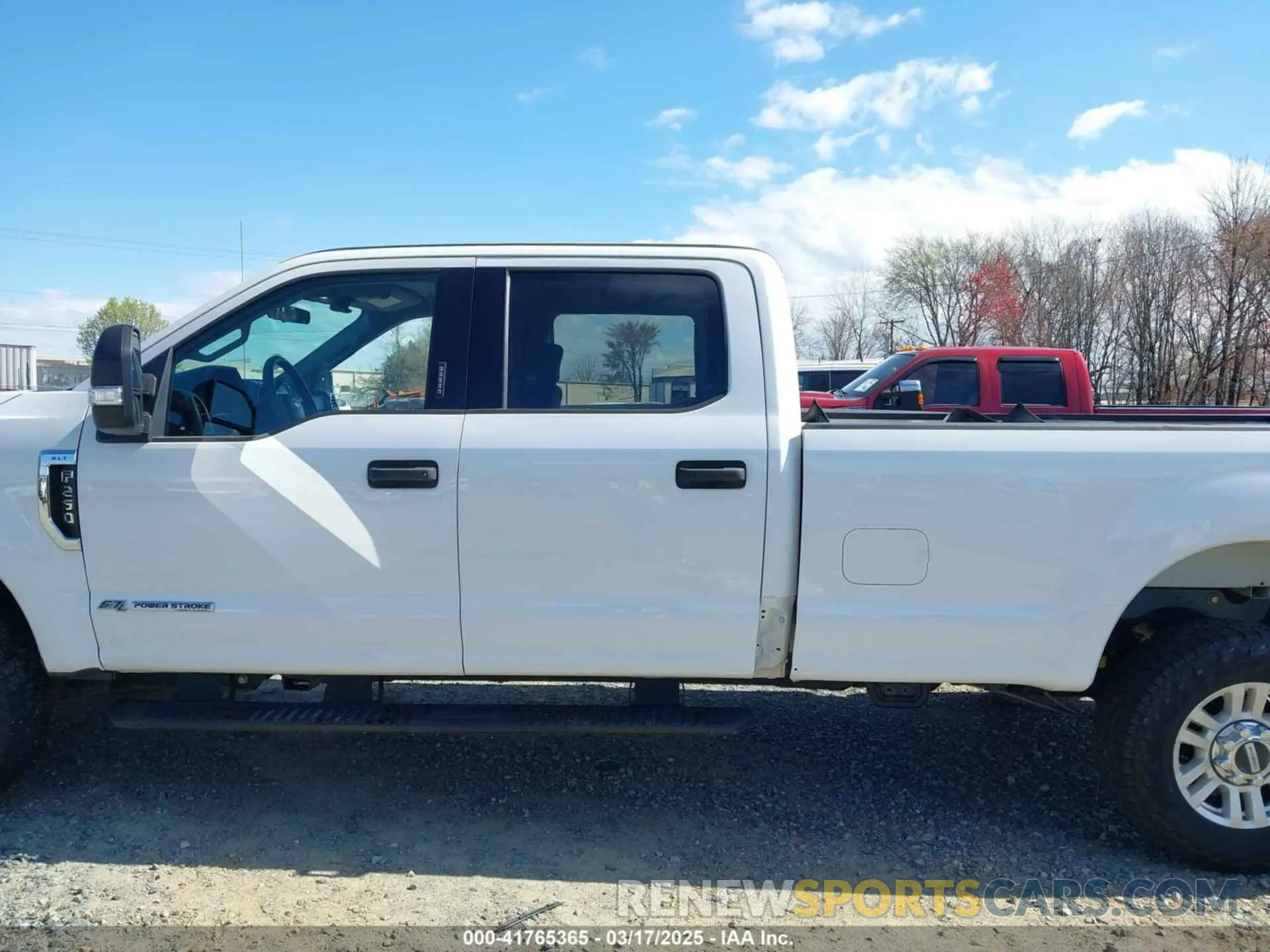 14 Photograph of a damaged car 1FT7W2BT8KEG47610 FORD F-250 2019