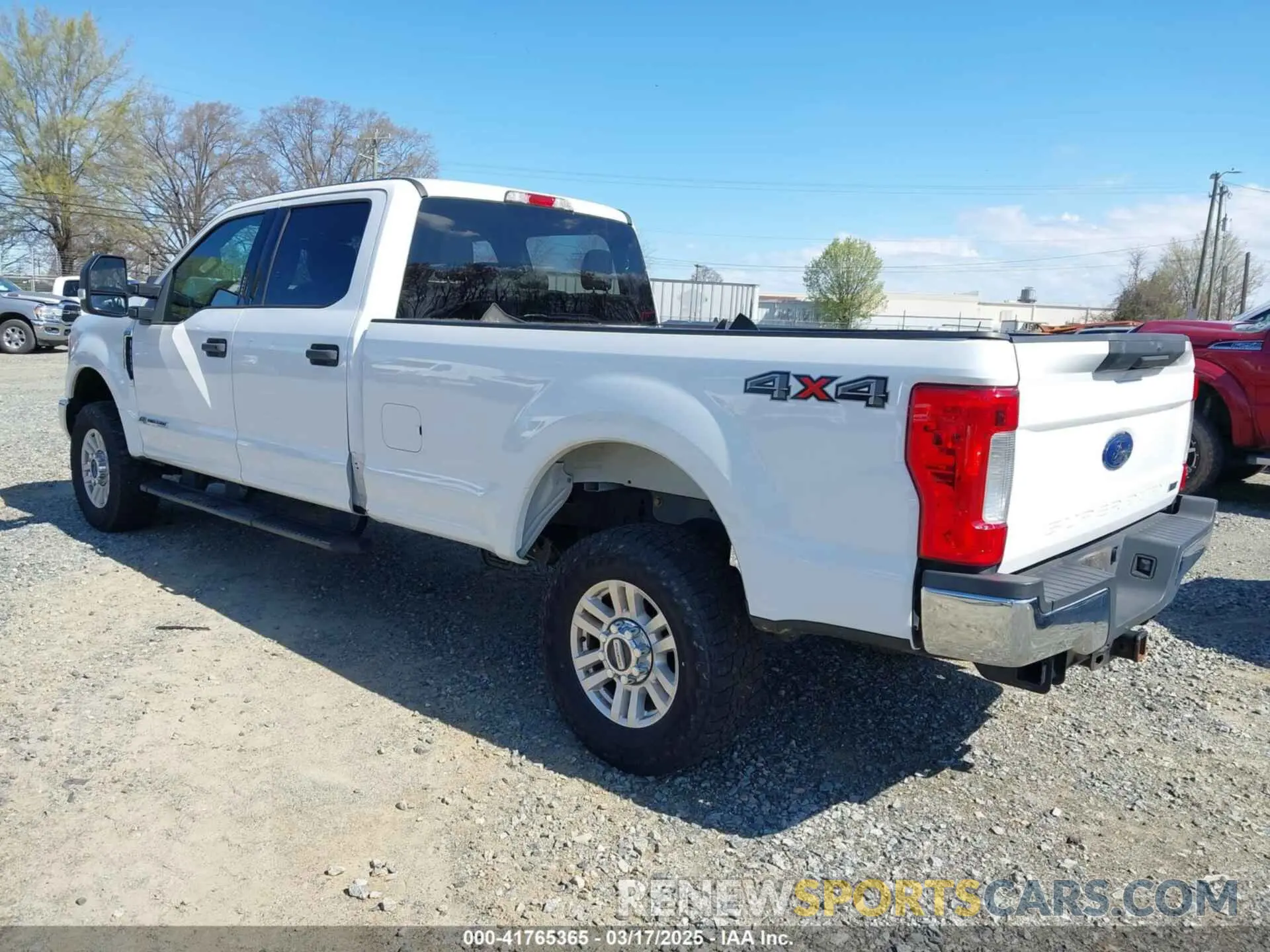 3 Photograph of a damaged car 1FT7W2BT8KEG47610 FORD F-250 2019